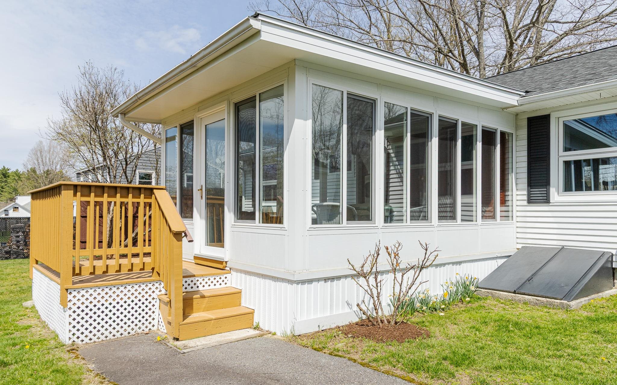 484 Chapman Rd, Keene, NH 03431