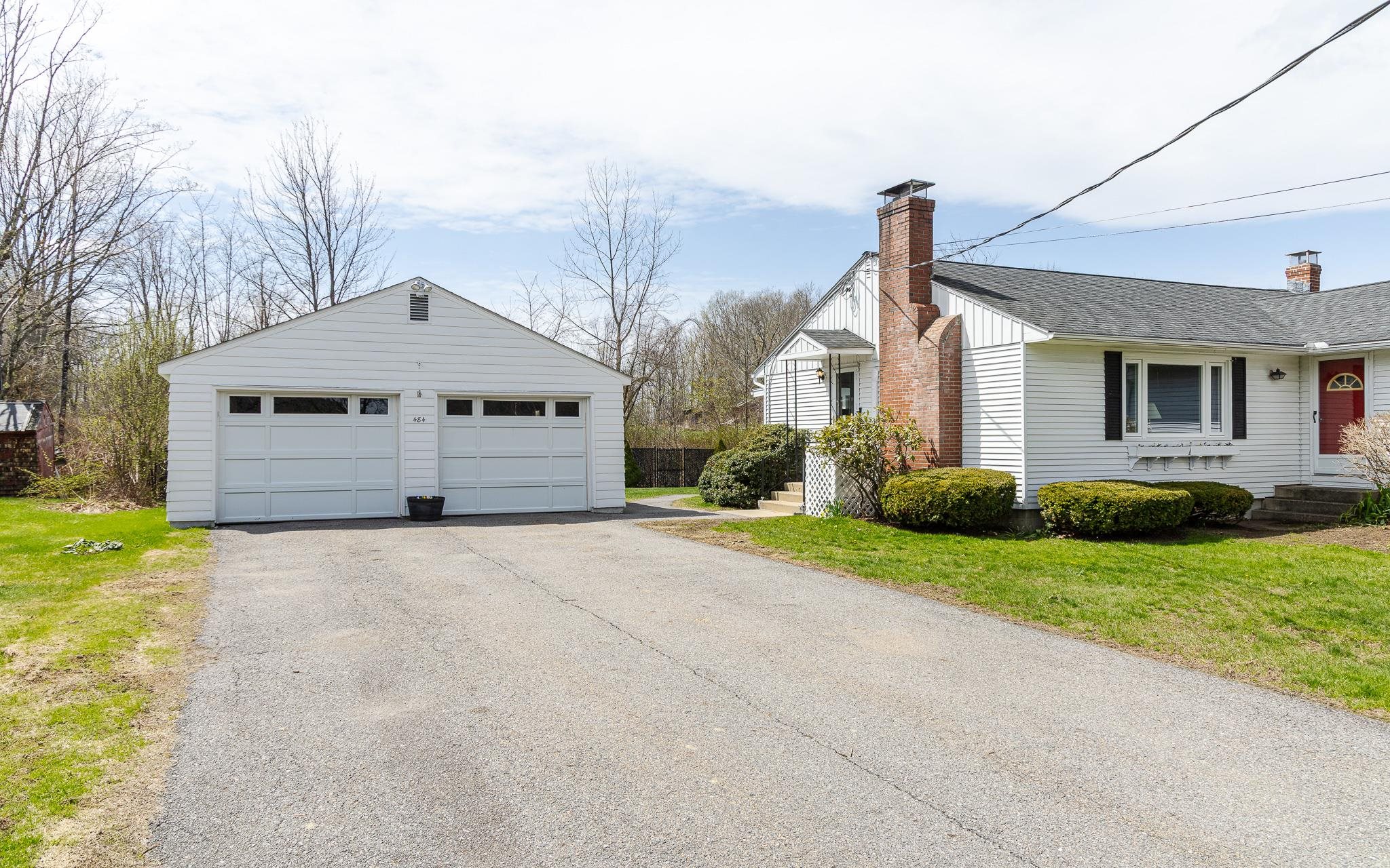 484 Chapman Rd, Keene, NH 03431