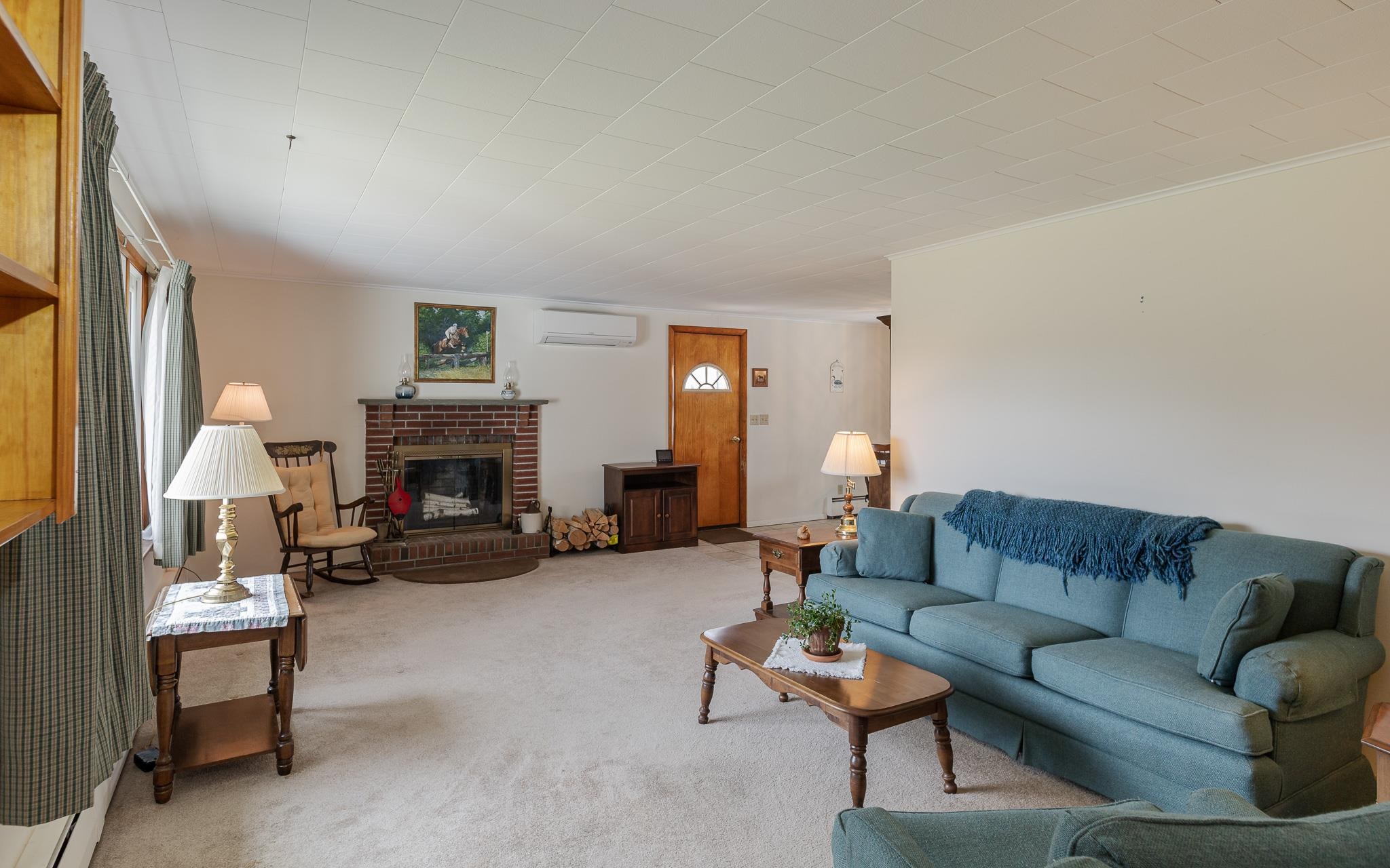 484 Chapman Rd, Keene, NH 03431