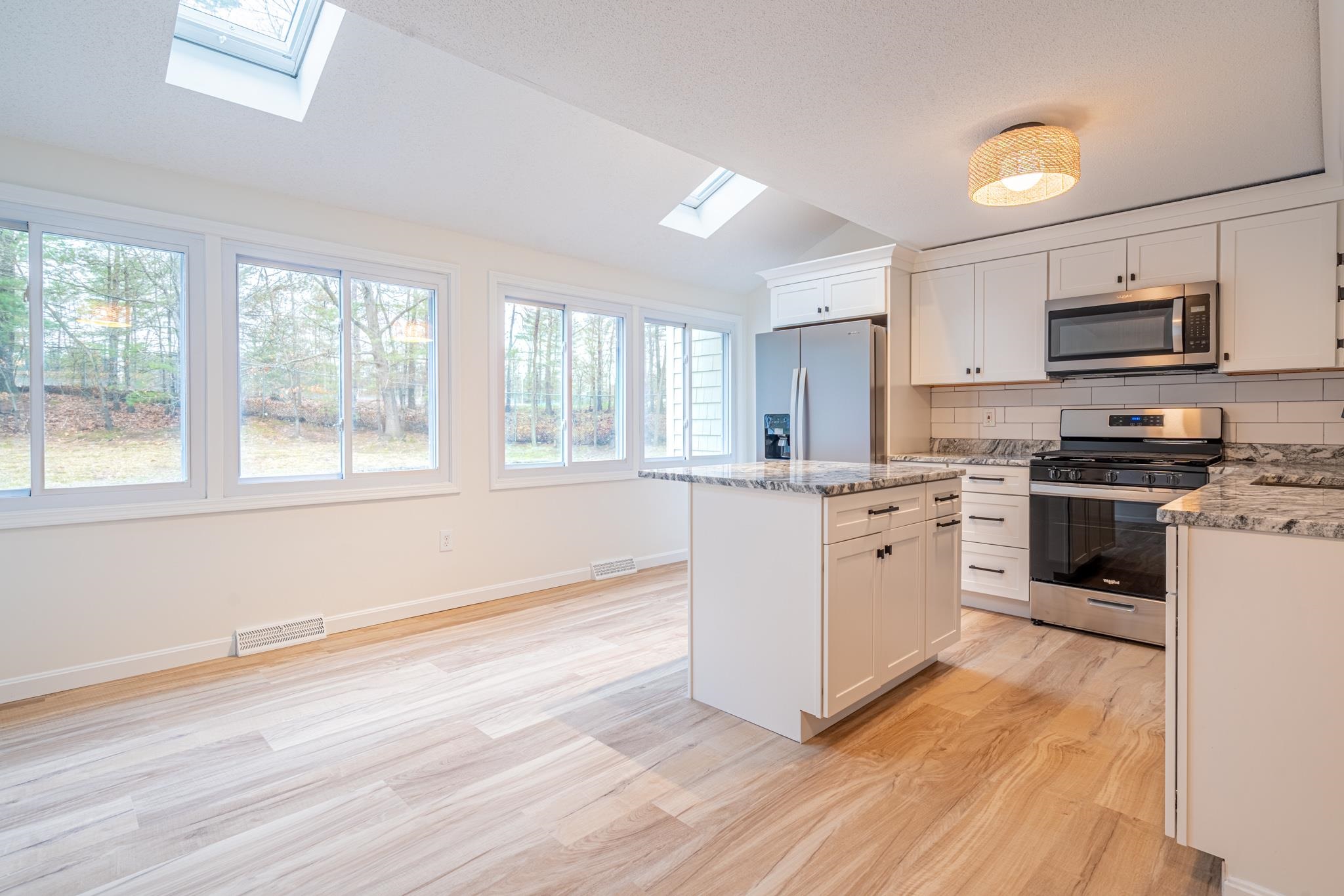 61 Sentry Way, Merrimack, NH 03054