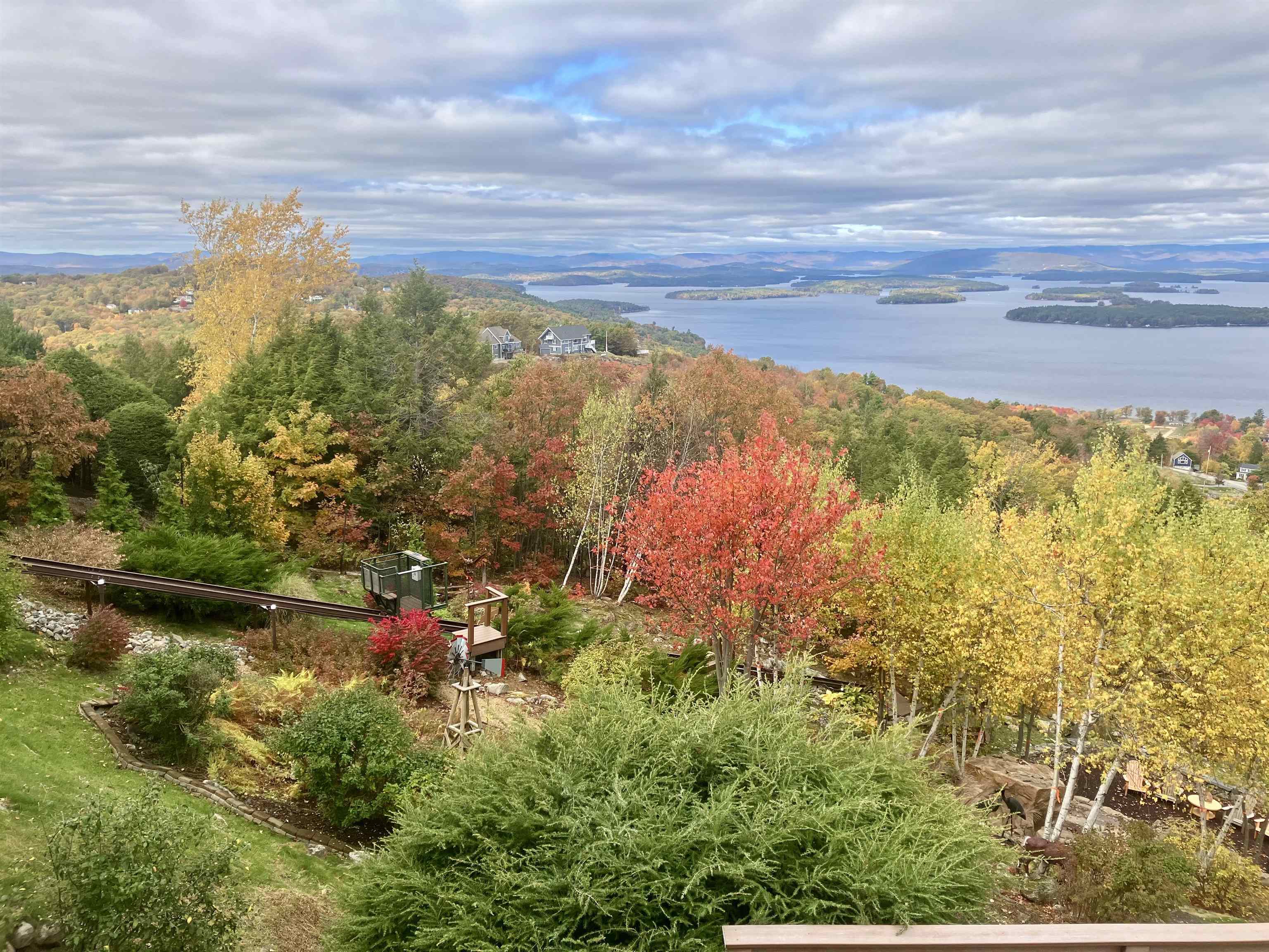 39 Alpine Dr, Gilford, NH 03249