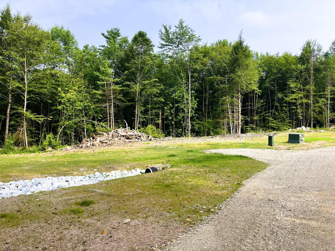 Build your dream home here!