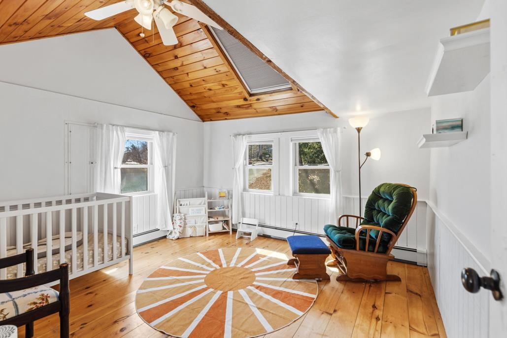 120 Pond St, Newton, NH 03858