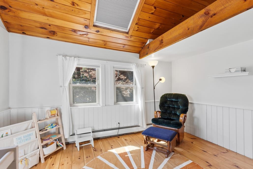 120 Pond St, Newton, NH 03858