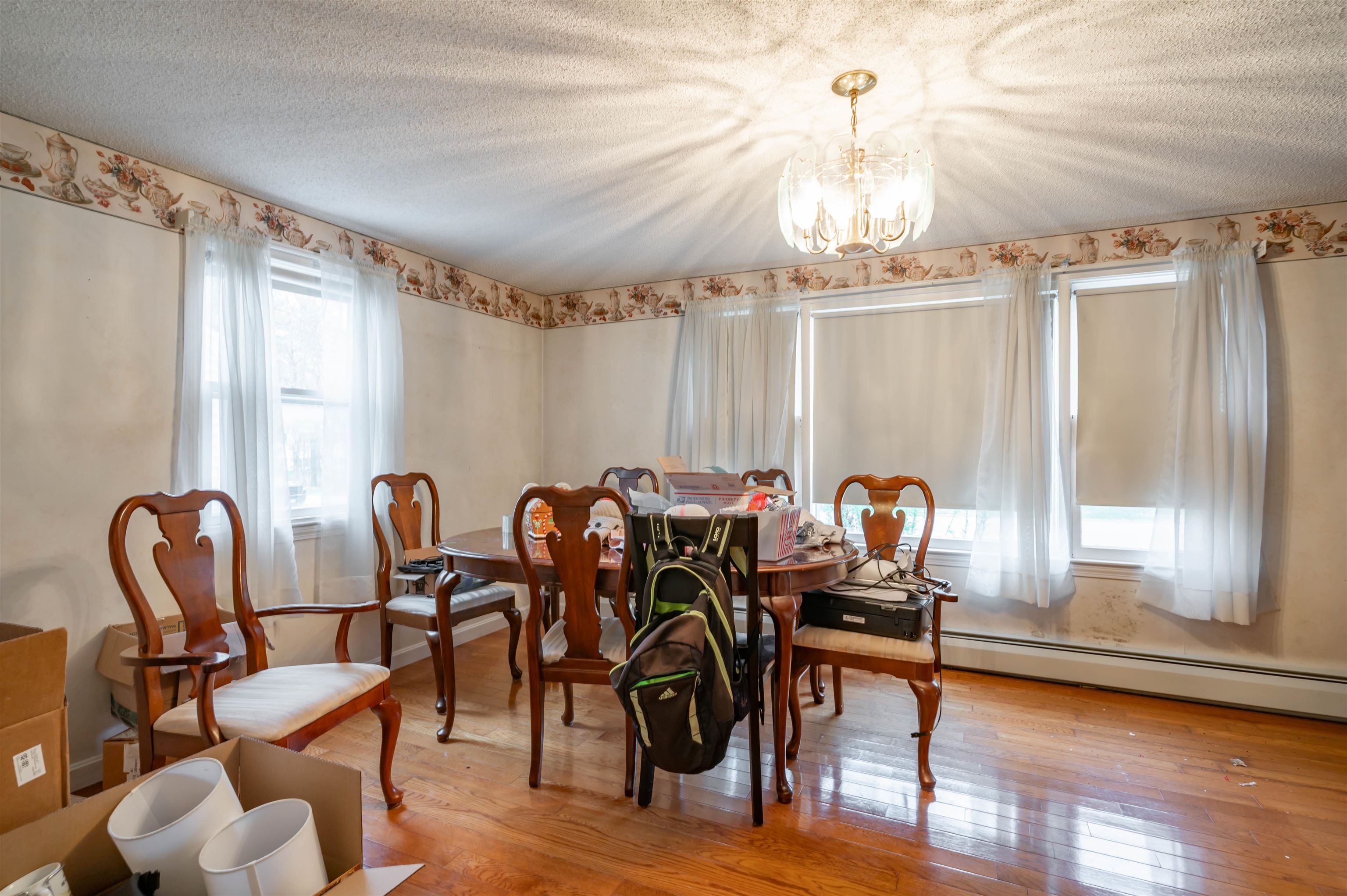 5 Lisa Ter, Pelham, NH 03076