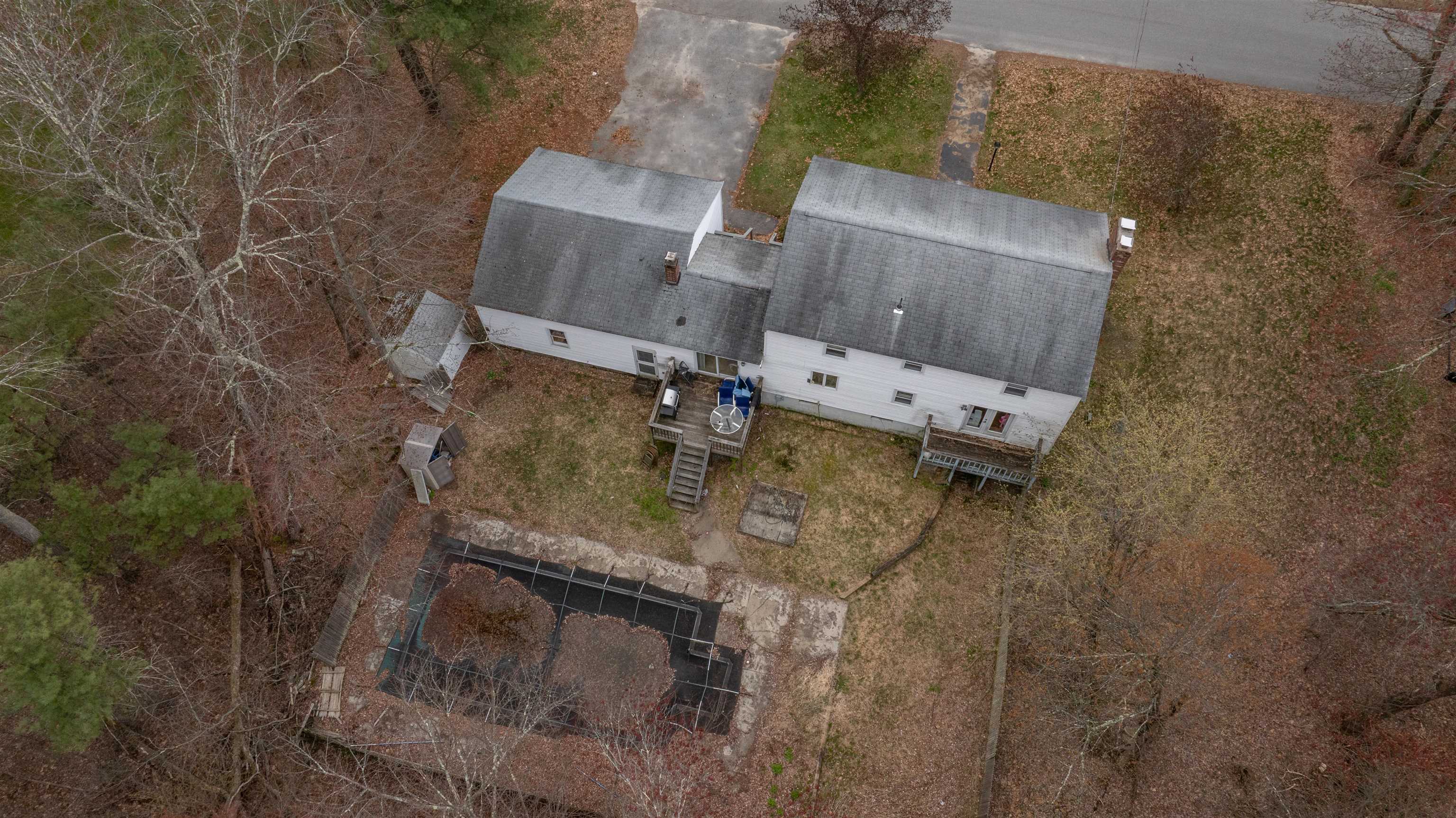 5 Lisa Ter, Pelham, NH 03076