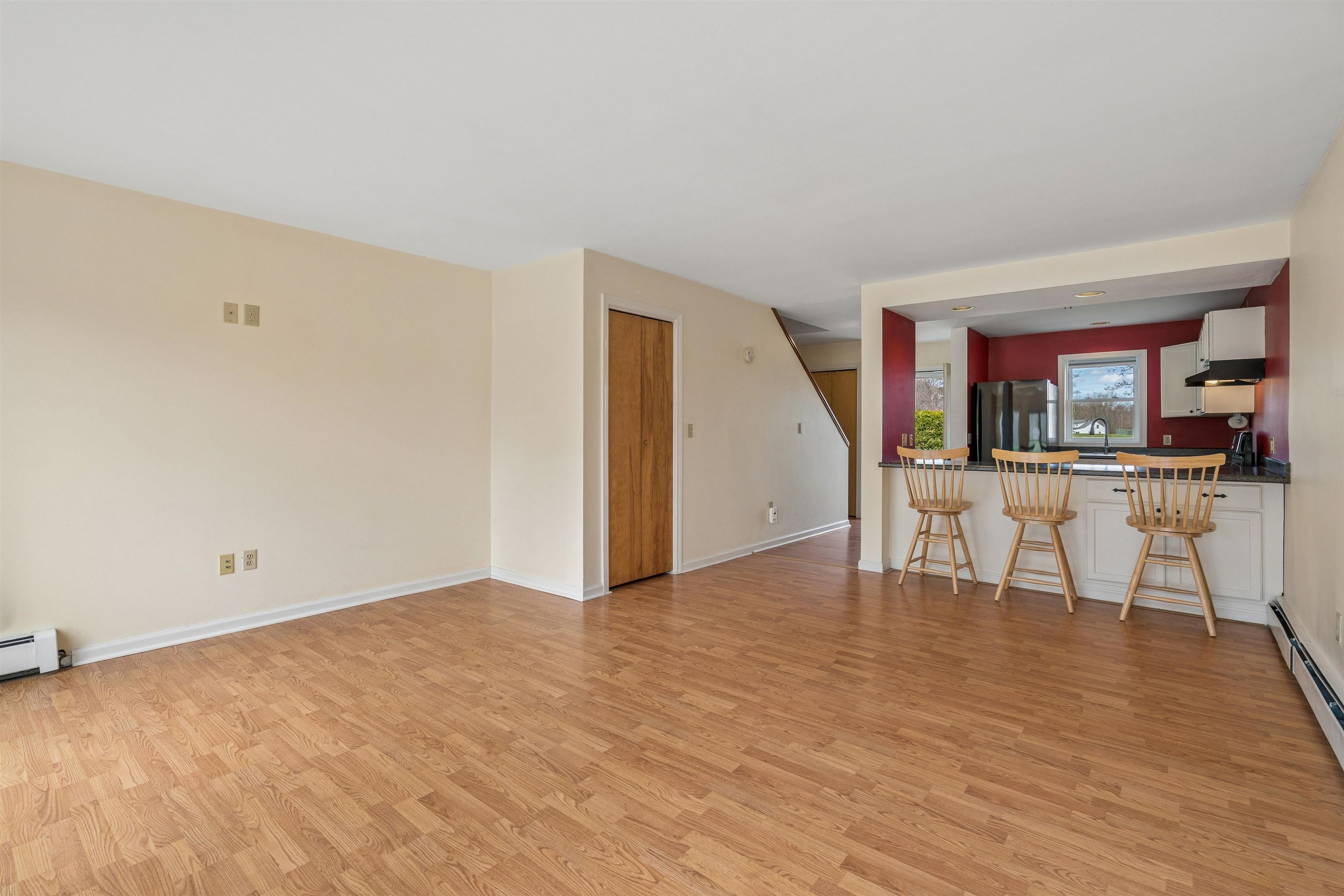 4 Turner Pl, Enfield, NH 03748