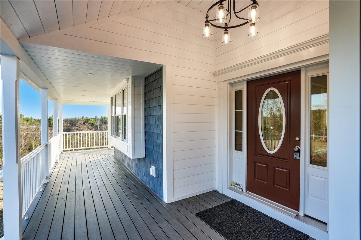 137 Snow Pond Rd, Concord, NH 03301