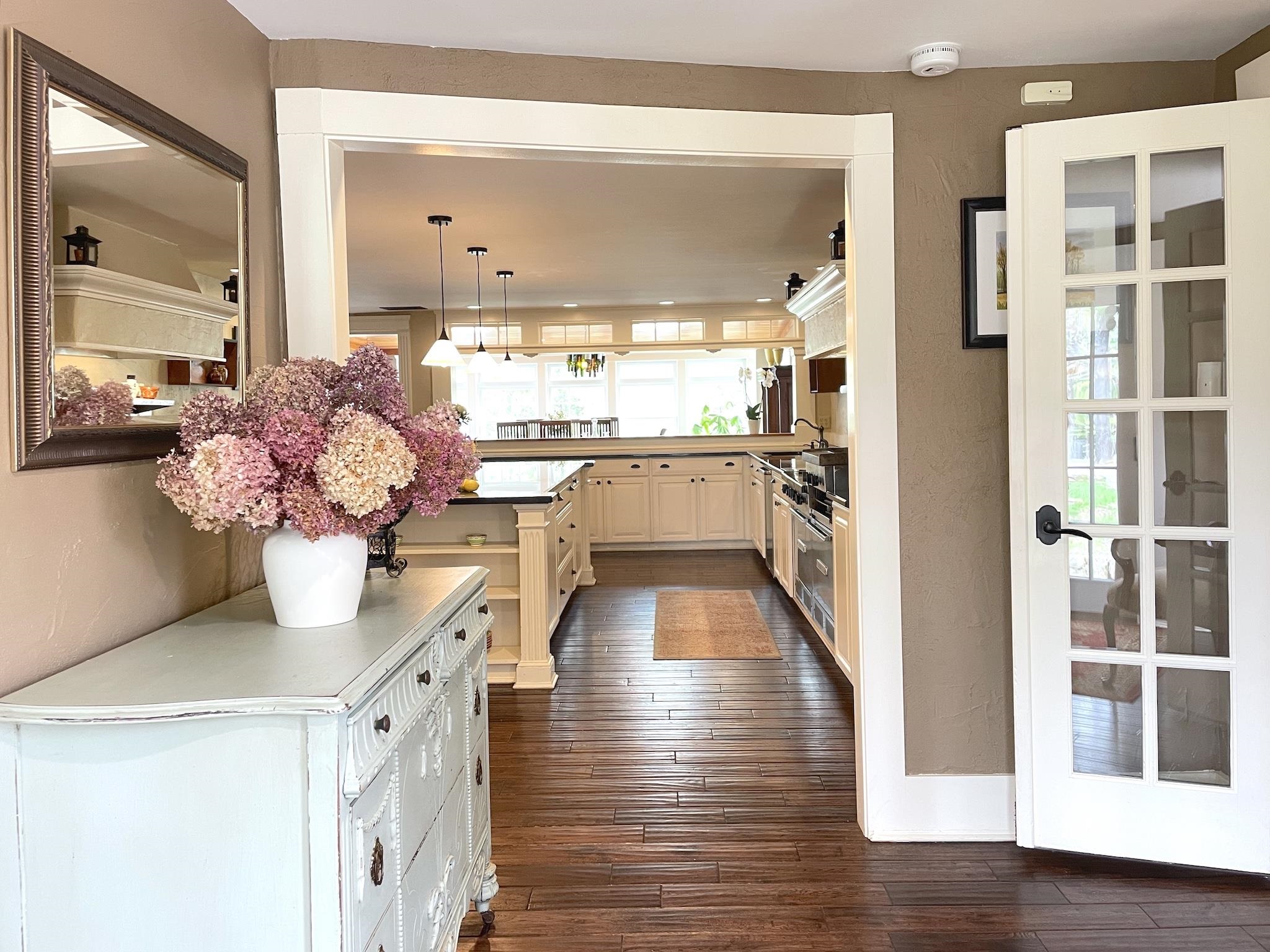 84 Cross Rd, Sharon, NH 03458