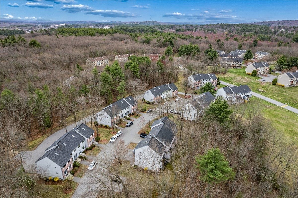 20 Vanden Rd, Merrimack, NH 03054