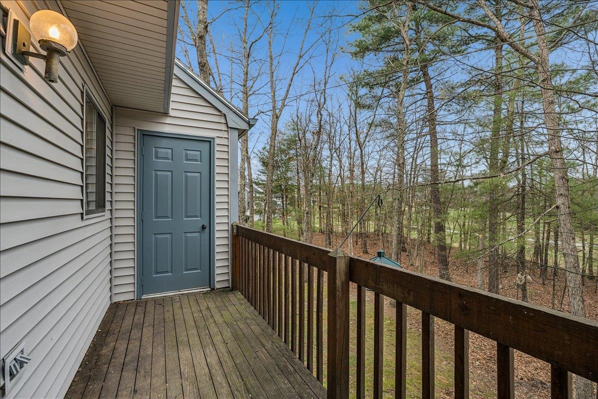 20 Vanden Rd, Merrimack, NH 03054