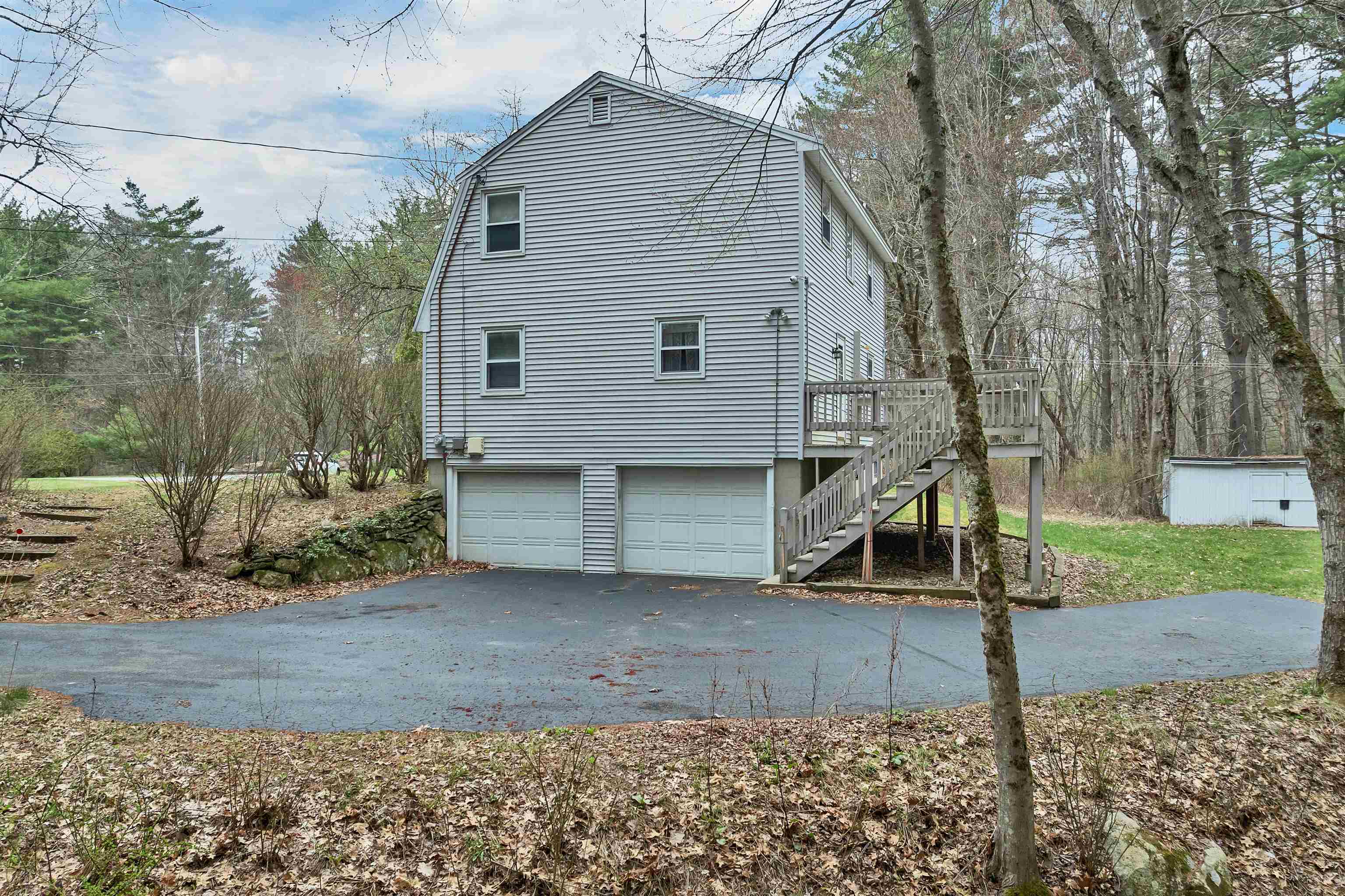 12 Blueberry Rd, Windham, NH 03087