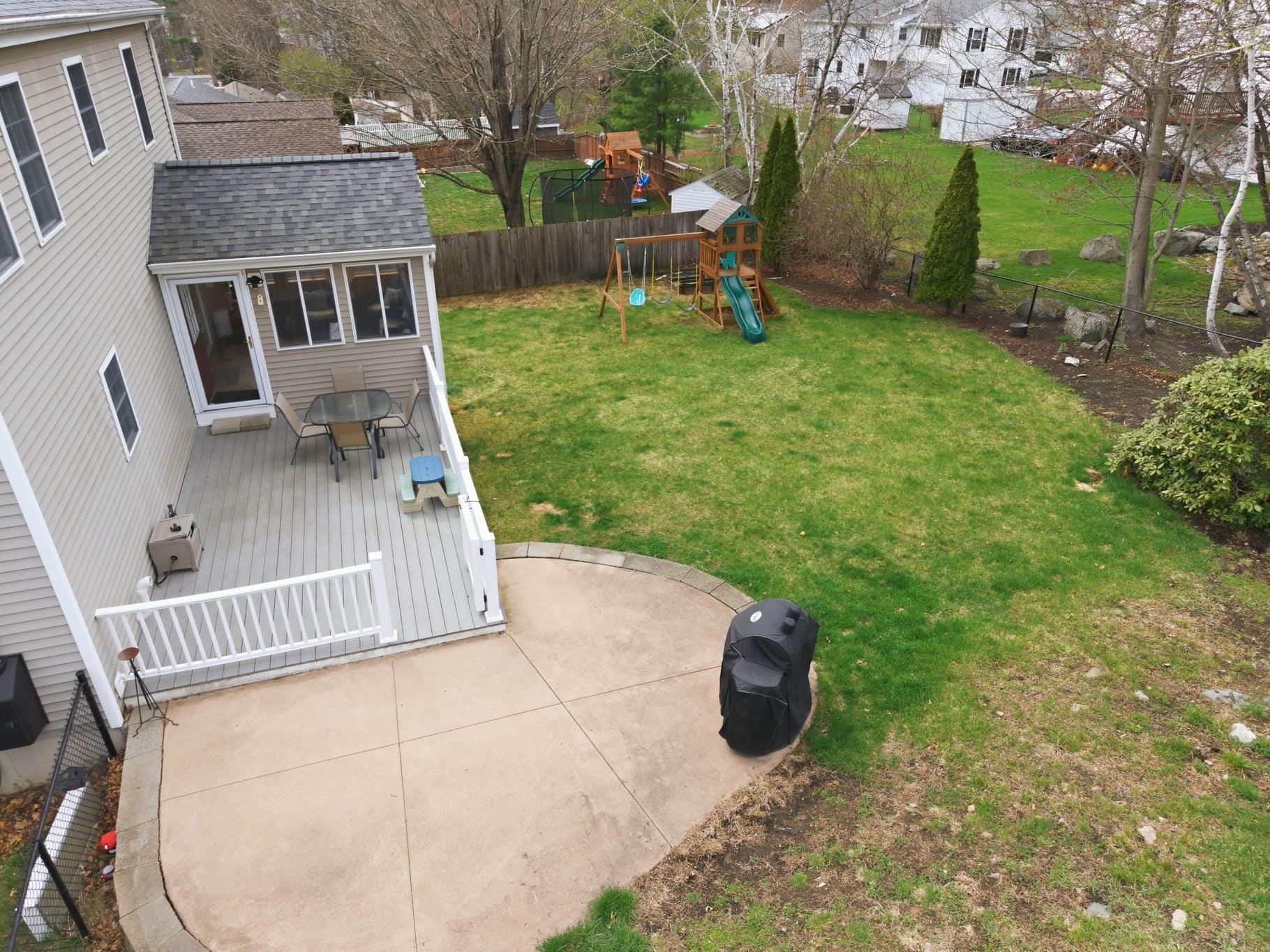 15 Taschereau Blvd, Nashua, NH 03062