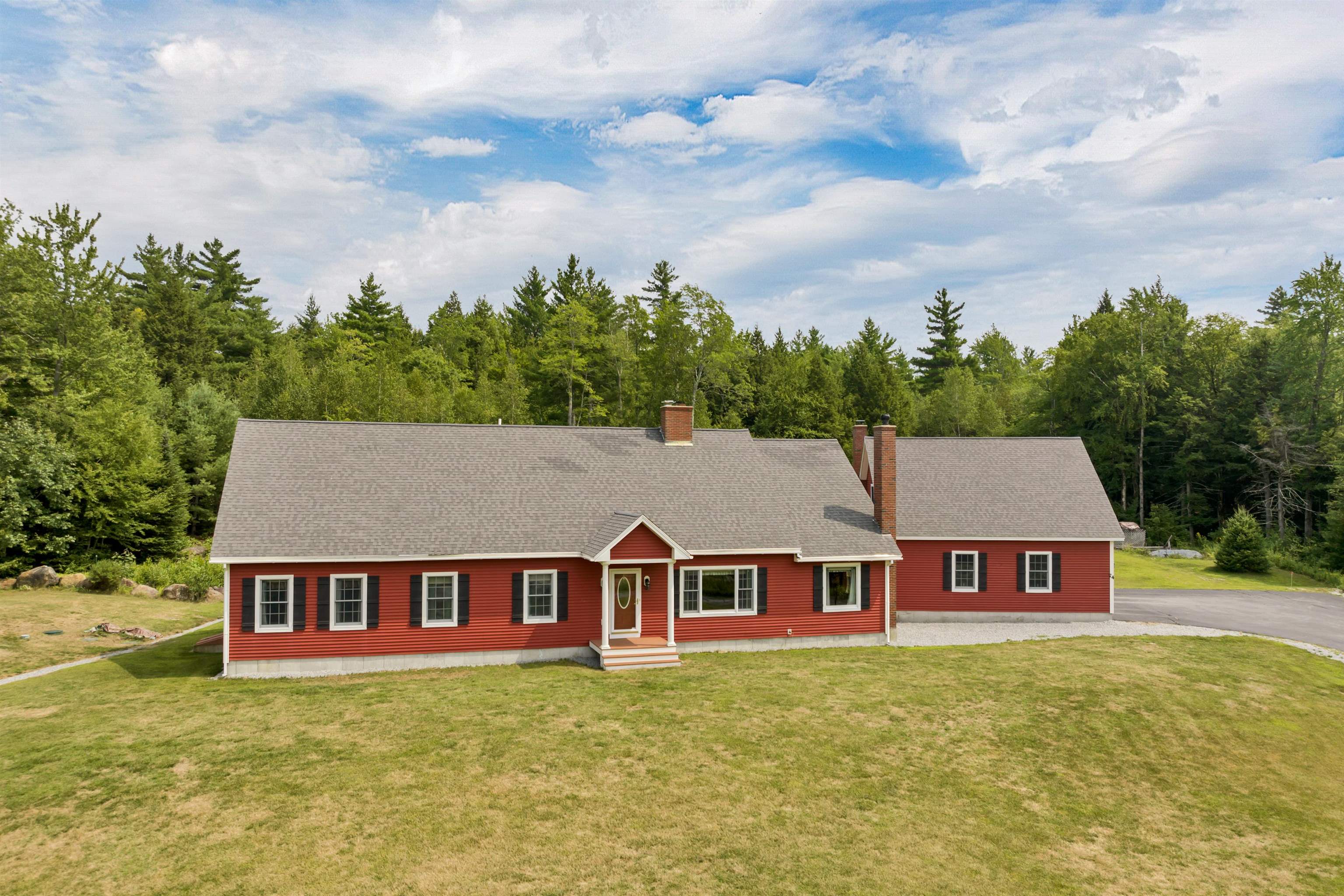 74 N Ridge Rd, Bradford, NH 03221