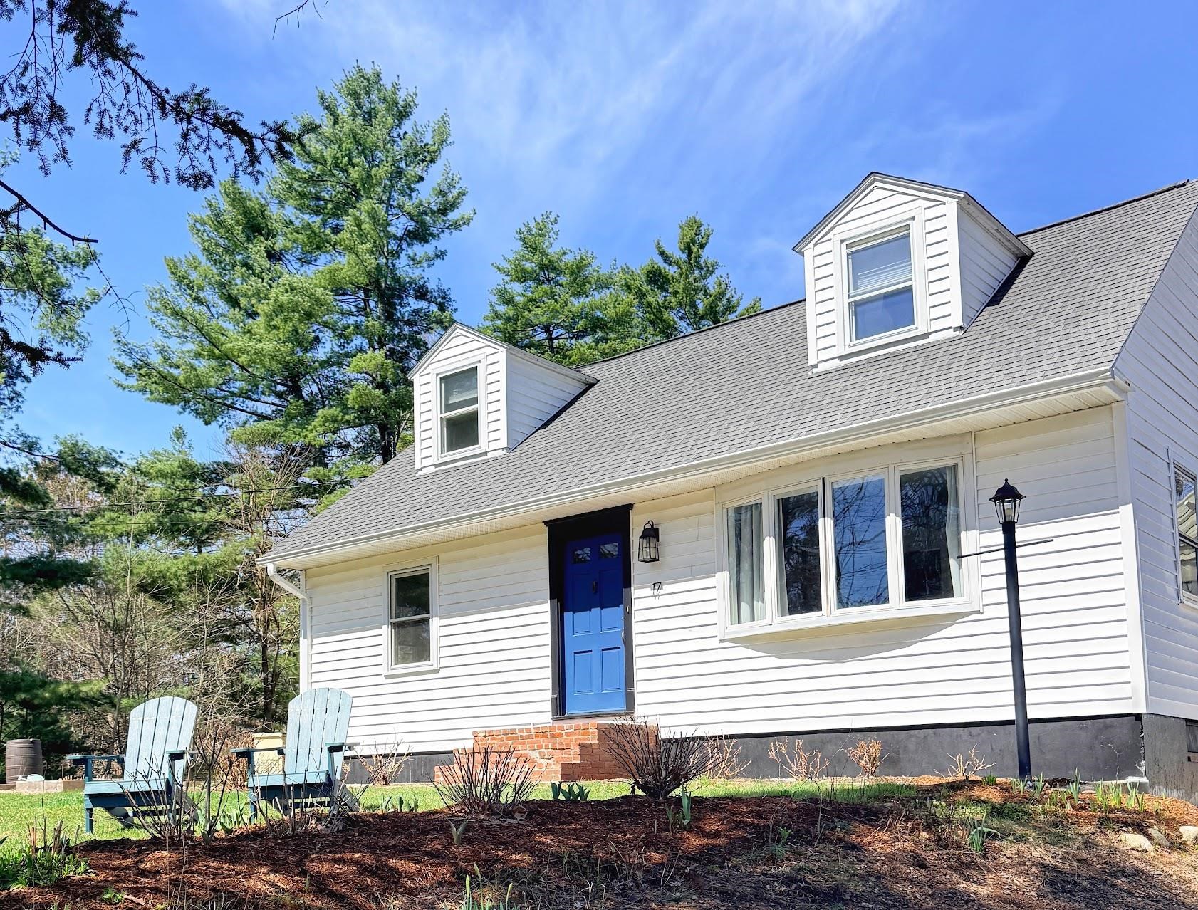 17 Old Stage Rd, Dover, NH 03820