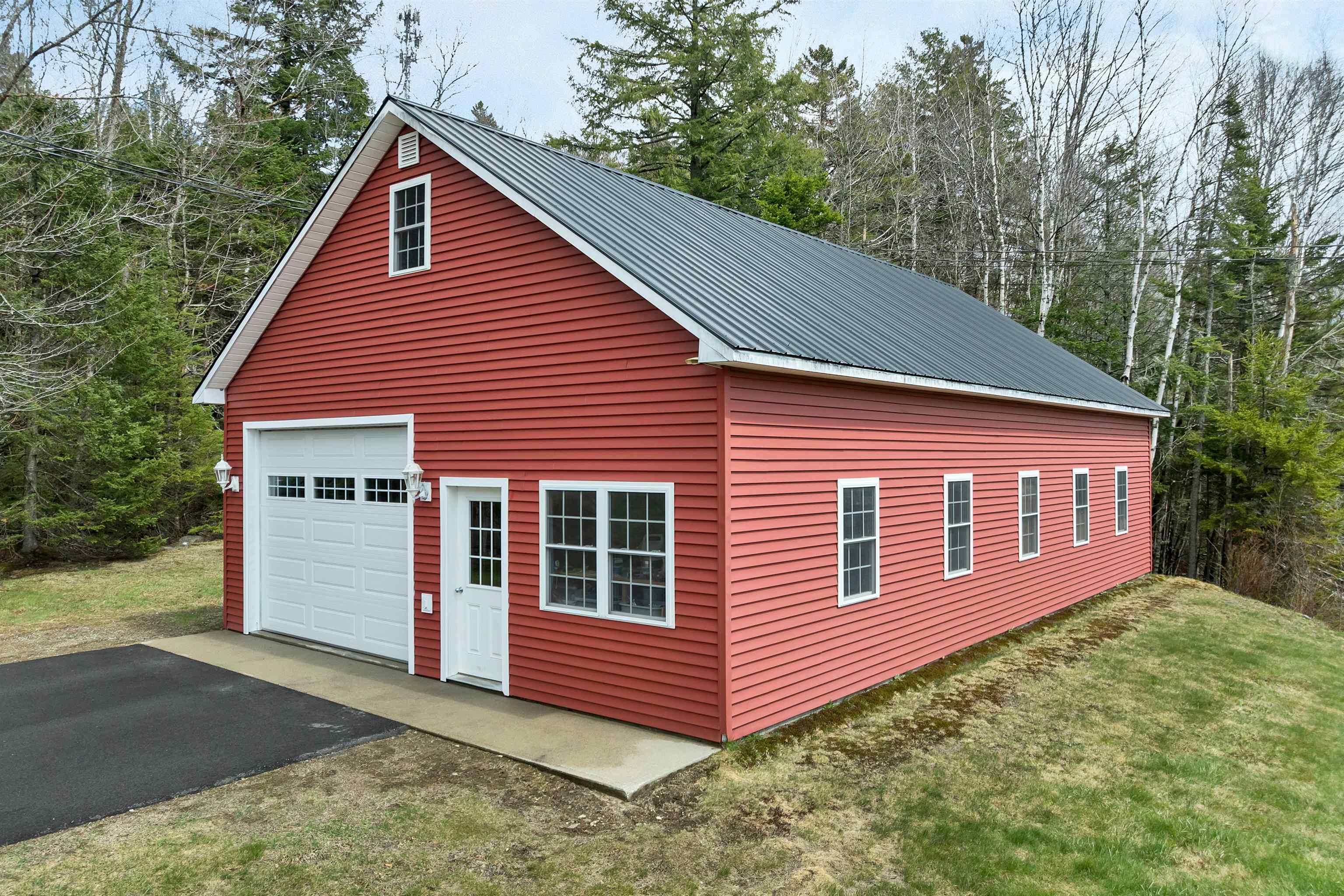 1955 Presidential Hw, Jefferson, NH 03583