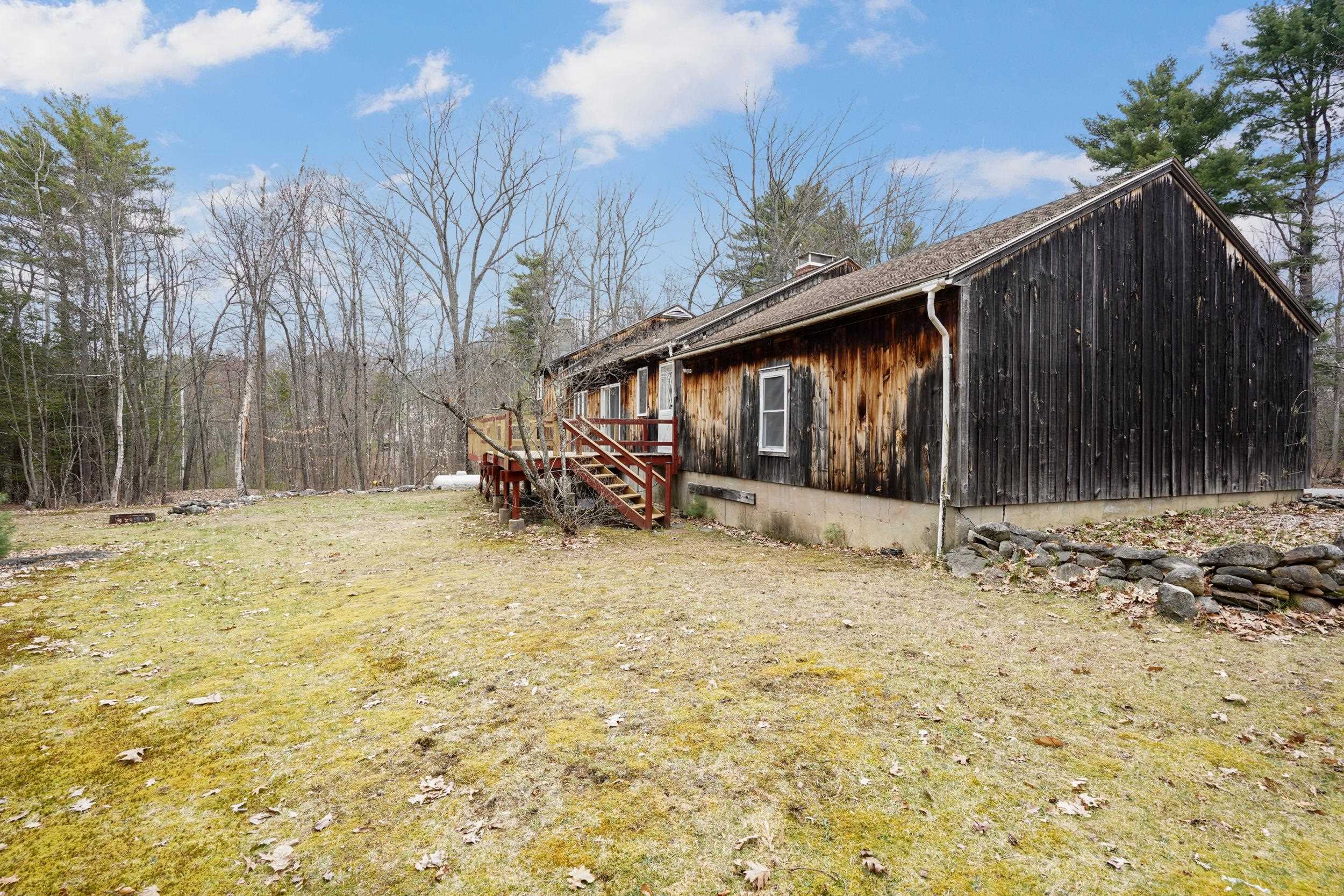 43 Snow Rd, Goffstown, NH 03045