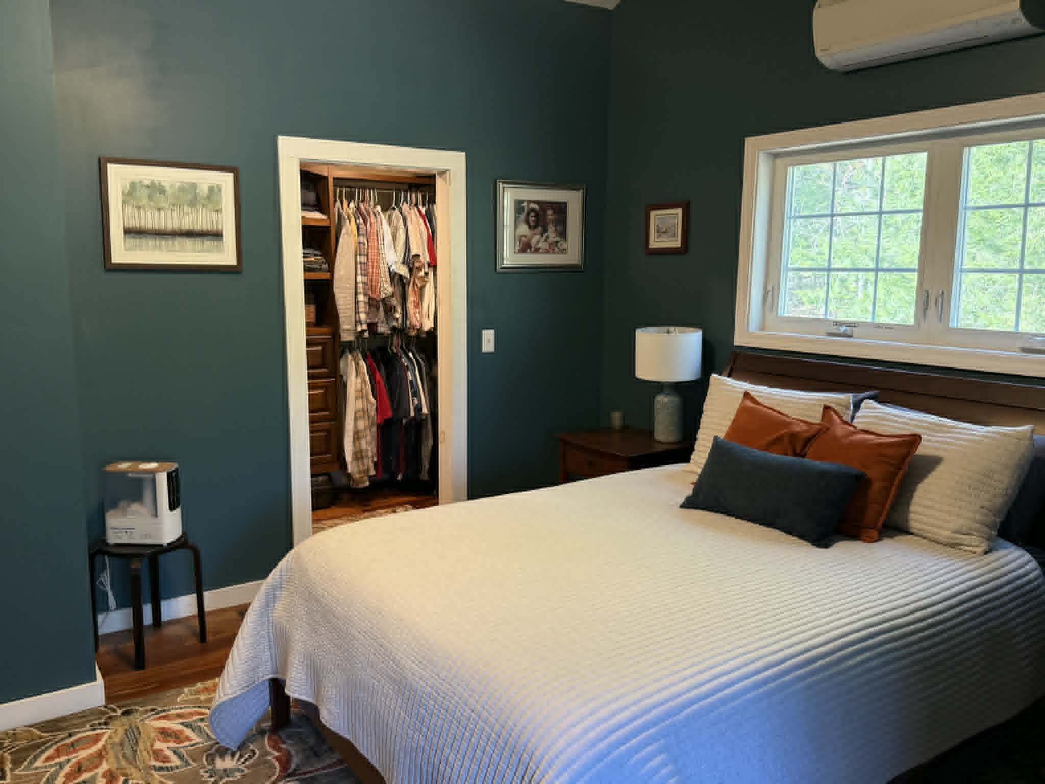 1071 Montalona Rd, Dunbarton, NH 03046