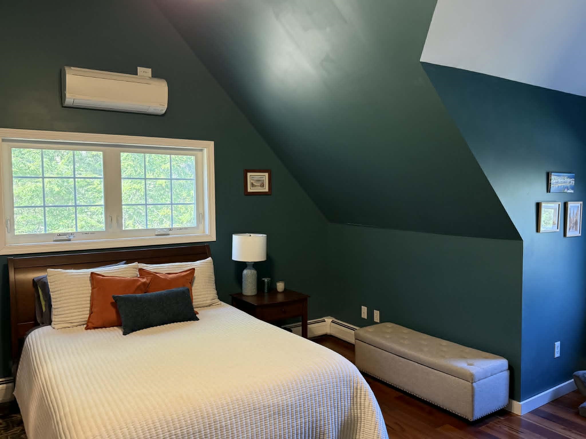 1071 Montalona Rd, Dunbarton, NH 03046