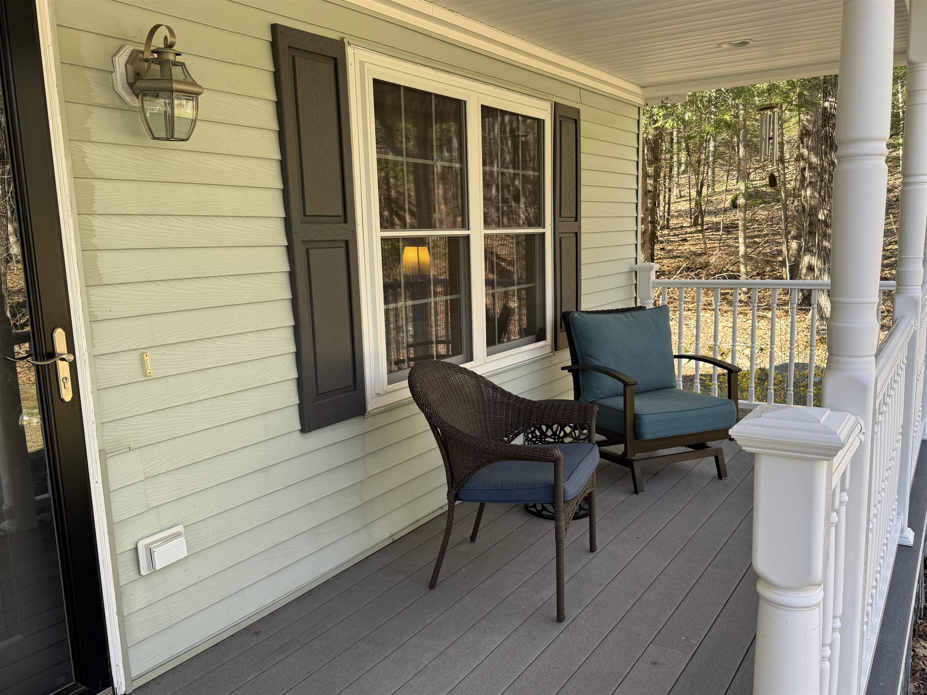 1071 Montalona Rd, Dunbarton, NH 03046