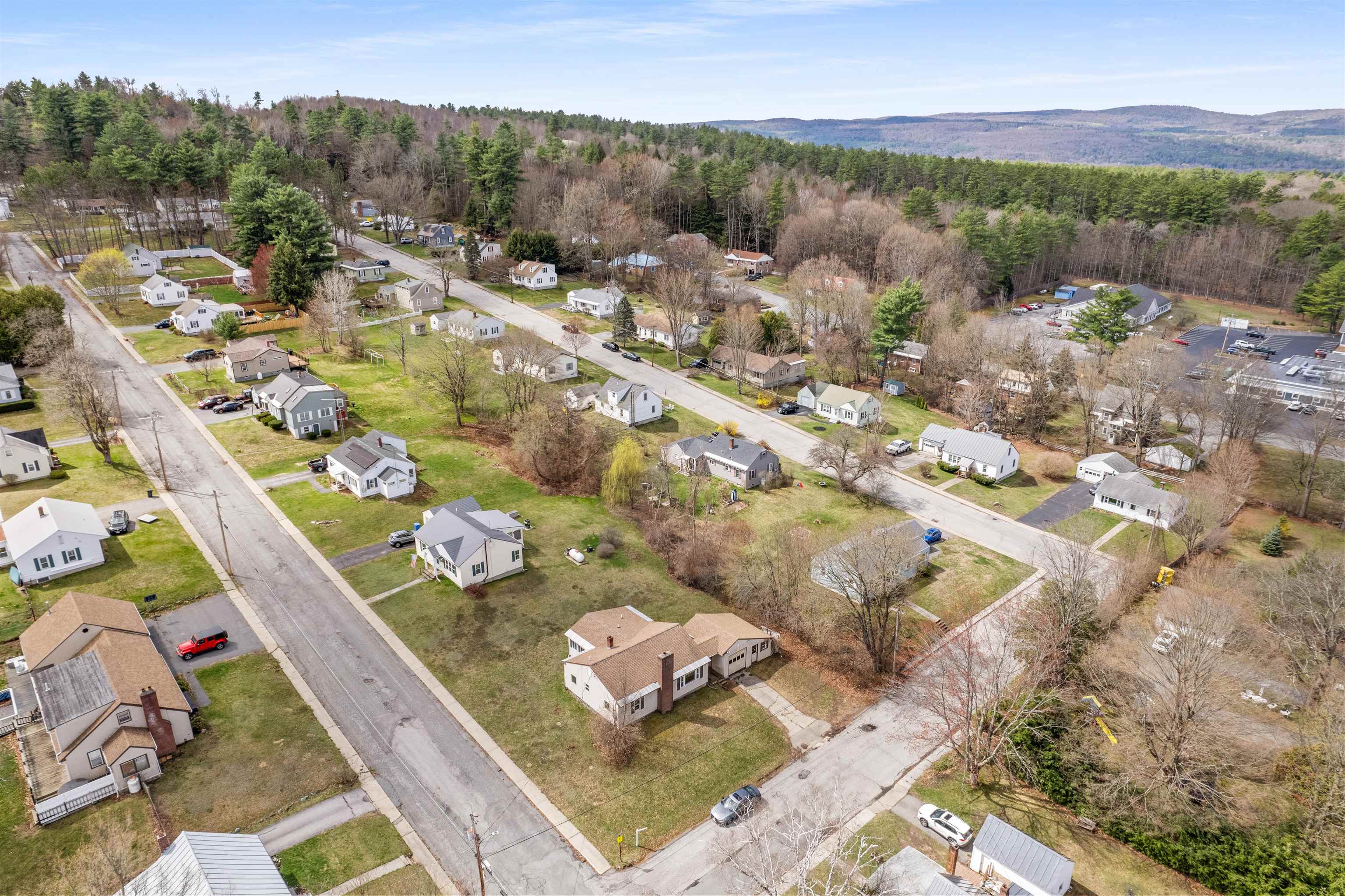 4 Laplante Ave, Claremont, NH 03743