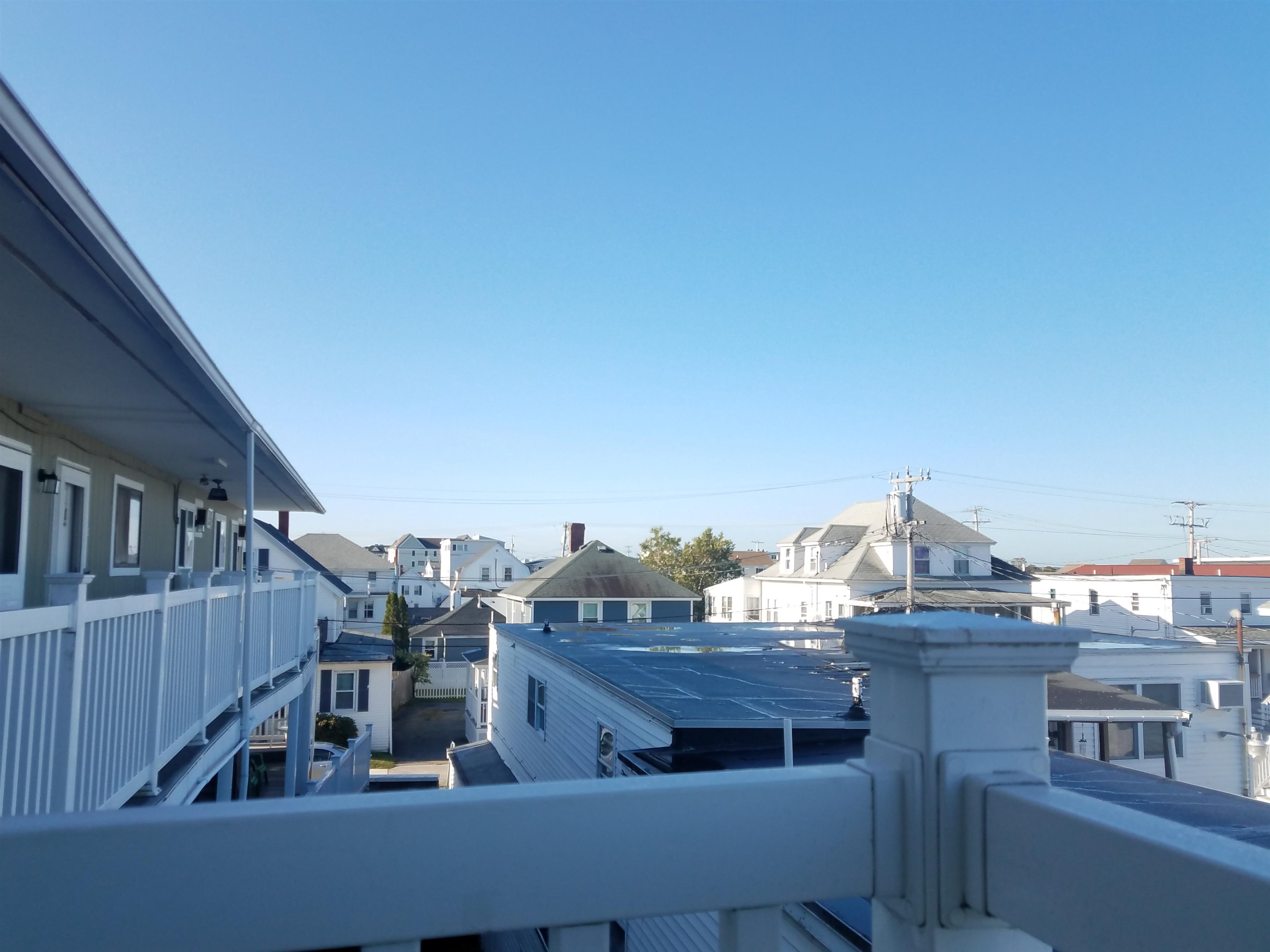 12 G St, Hampton, NH 03842