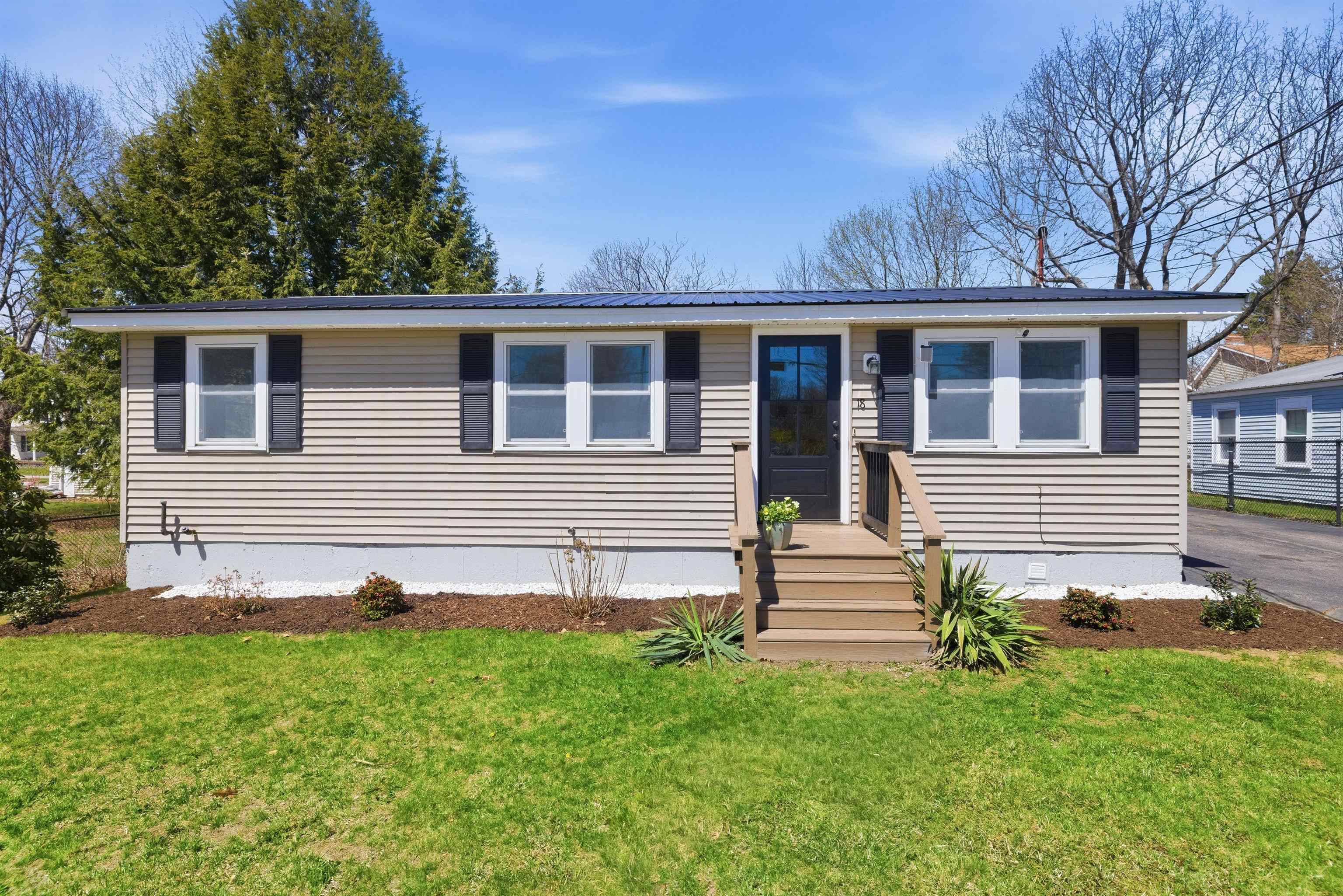 18 Massachusetts Avenue — photo 2