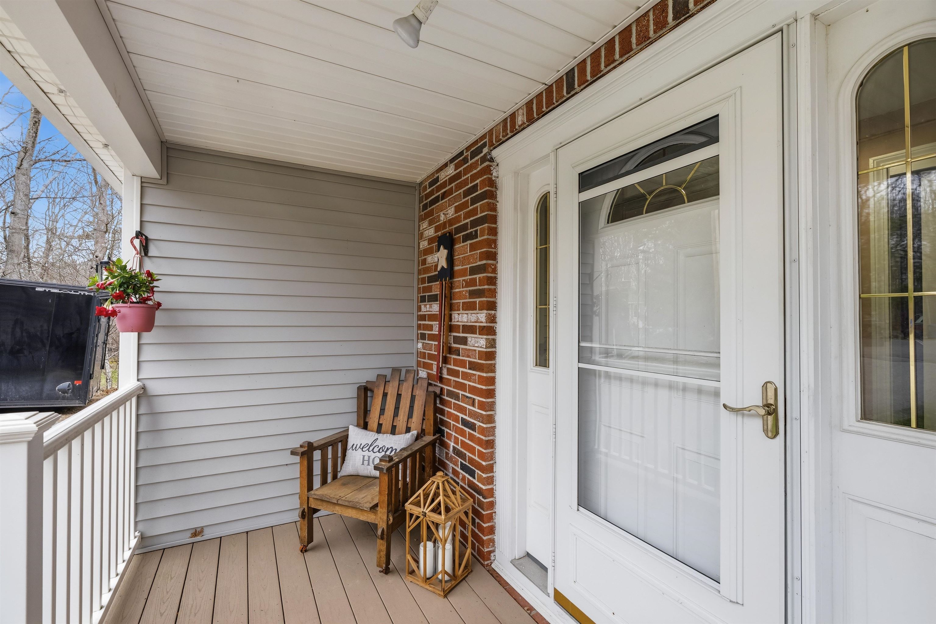 35 Shannon Rd, Hampstead, NH 03841