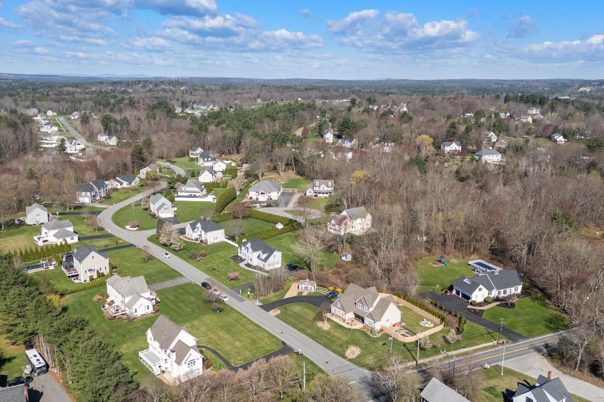 1 Silver Brook St, Salem, NH 03079