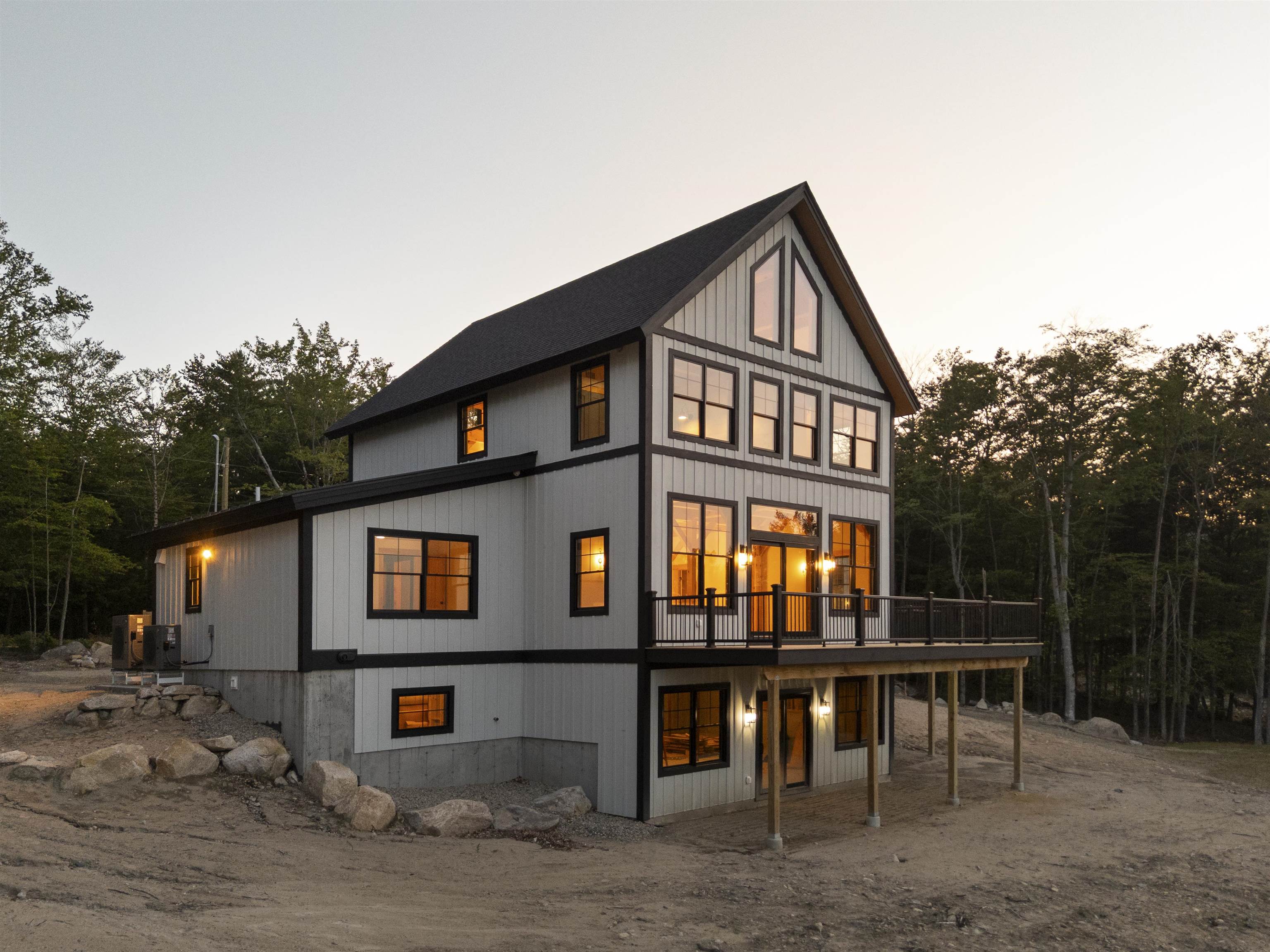 19 Passaconway Road — photo 2