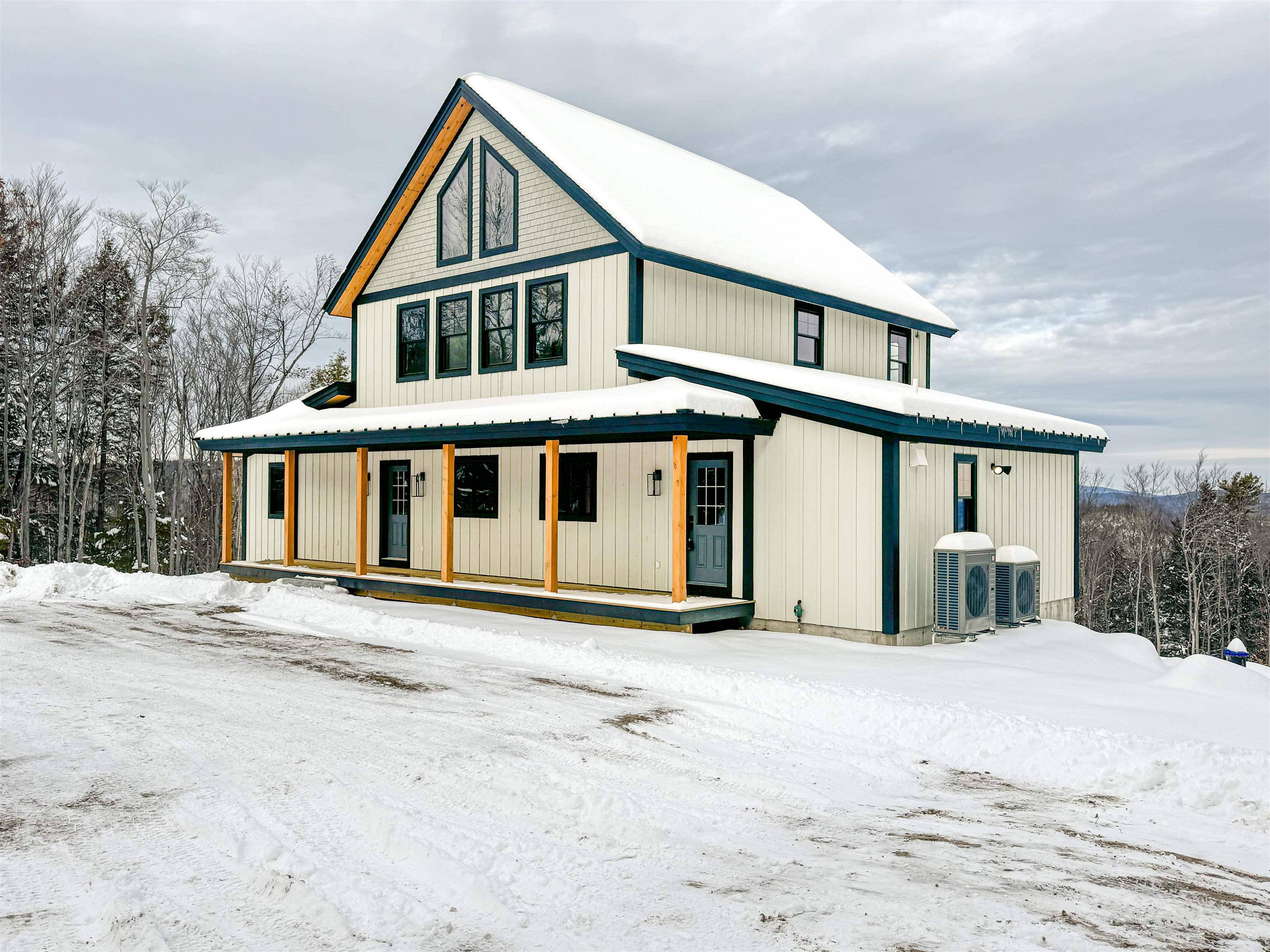 19 Passaconway Rd, Ossipee, NH 03814