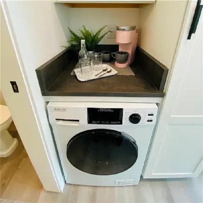 142 E Green Mountain Rd, Claremont, NH 03743