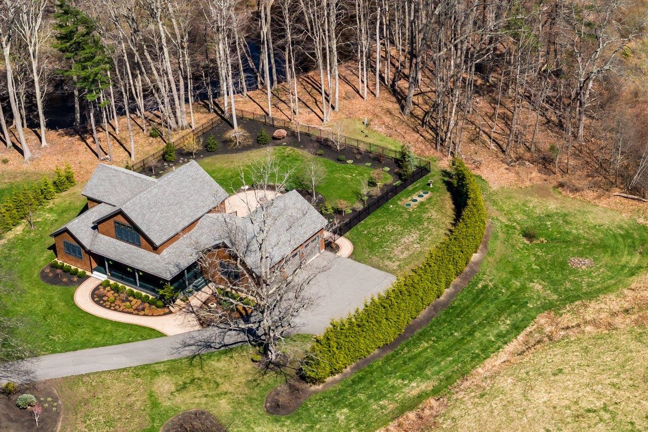 177 Winnicut Rd, Greenland, NH 03840