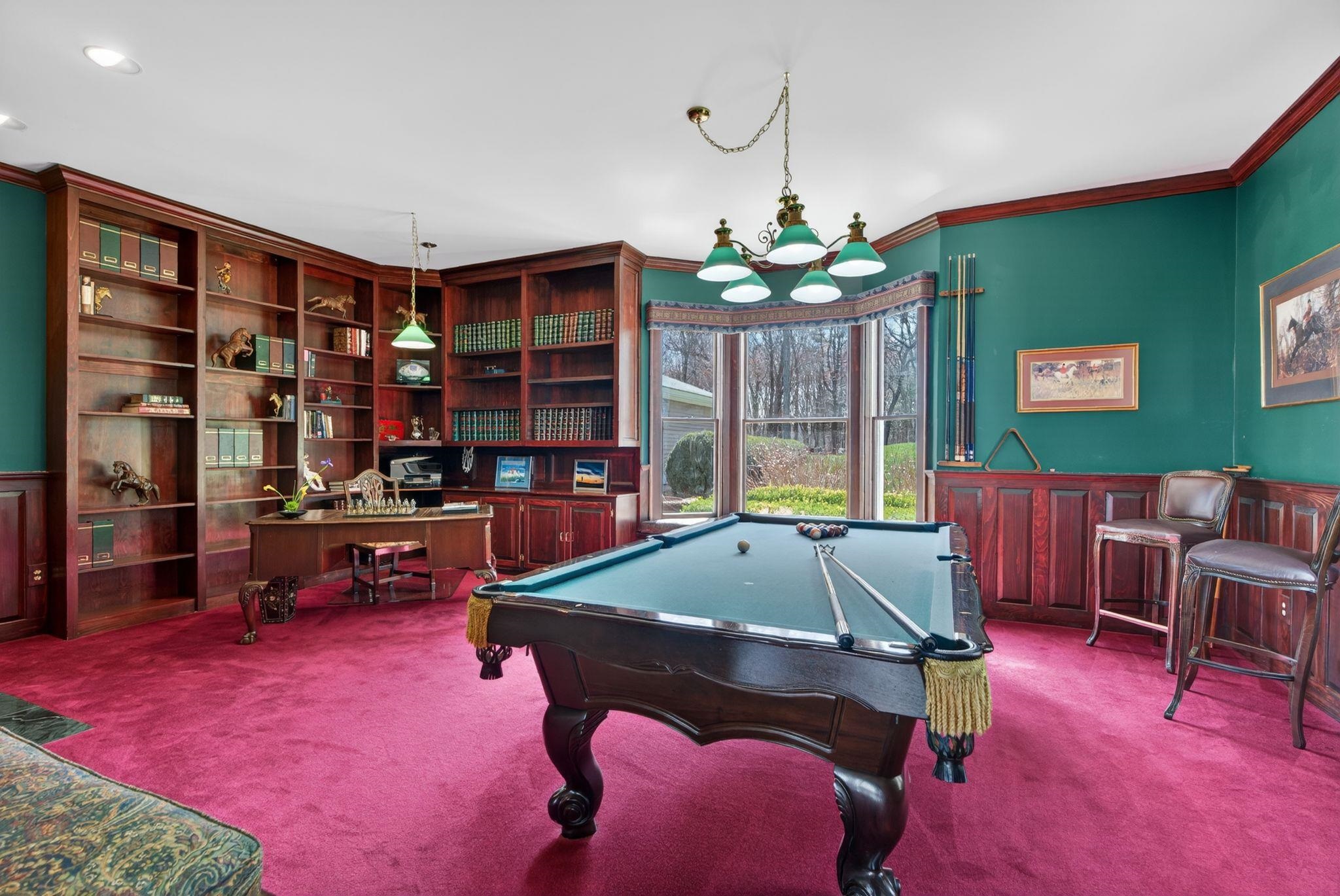6 Wildwood Ln, Rye, NH 03870