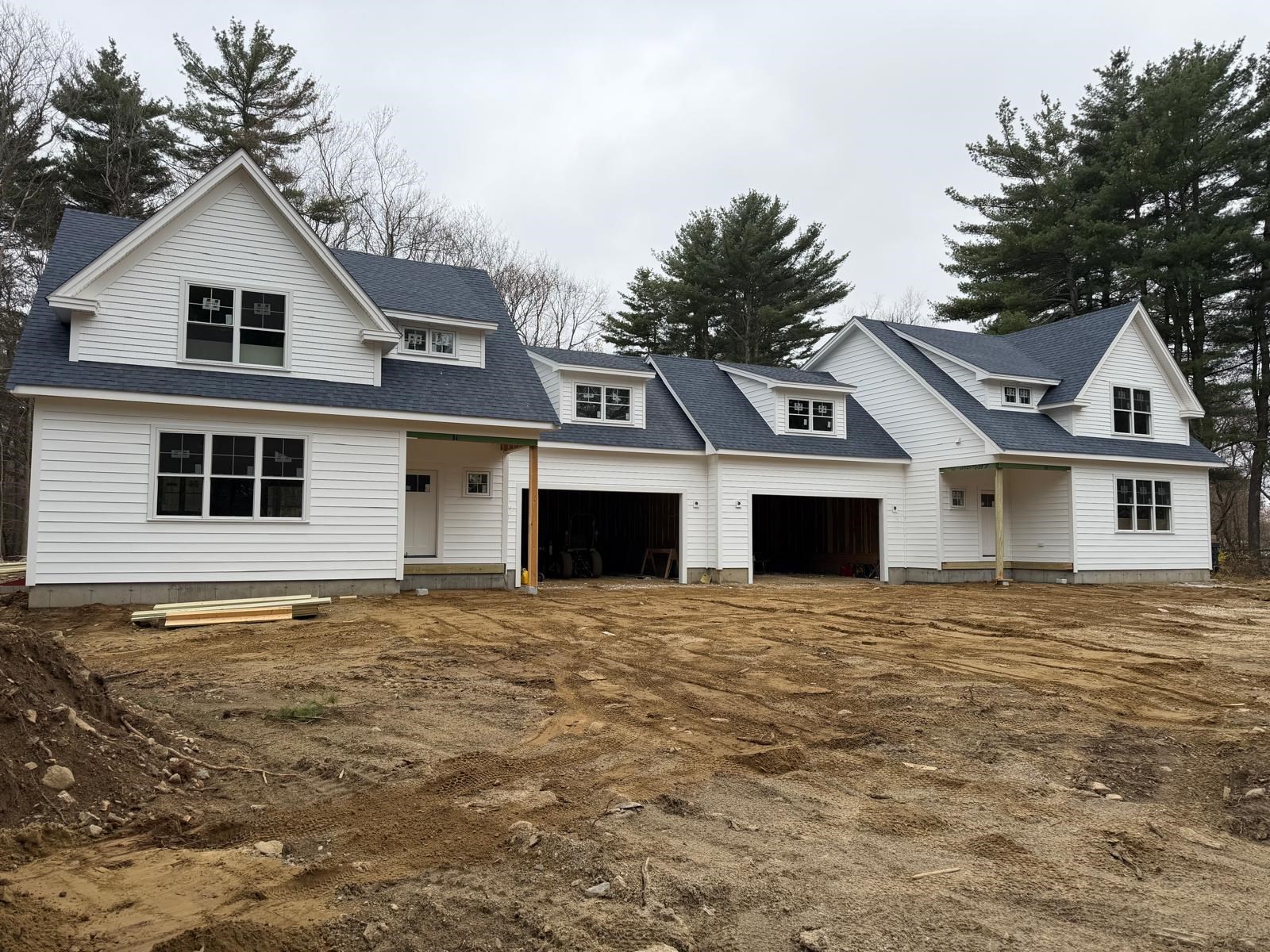 39 Mill Rd, North Hampton, NH 03862