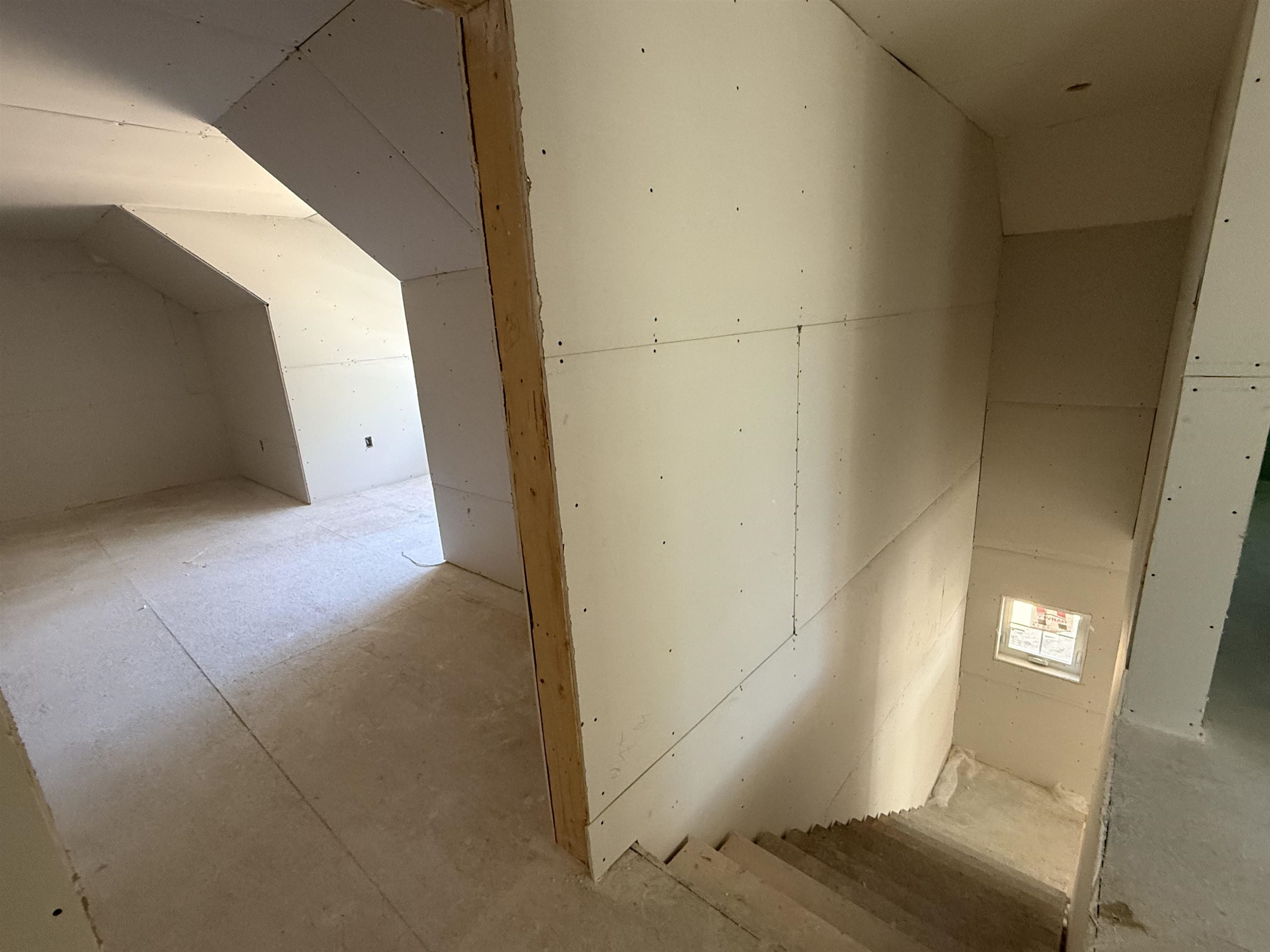 39 Mill Rd, North Hampton, NH 03862