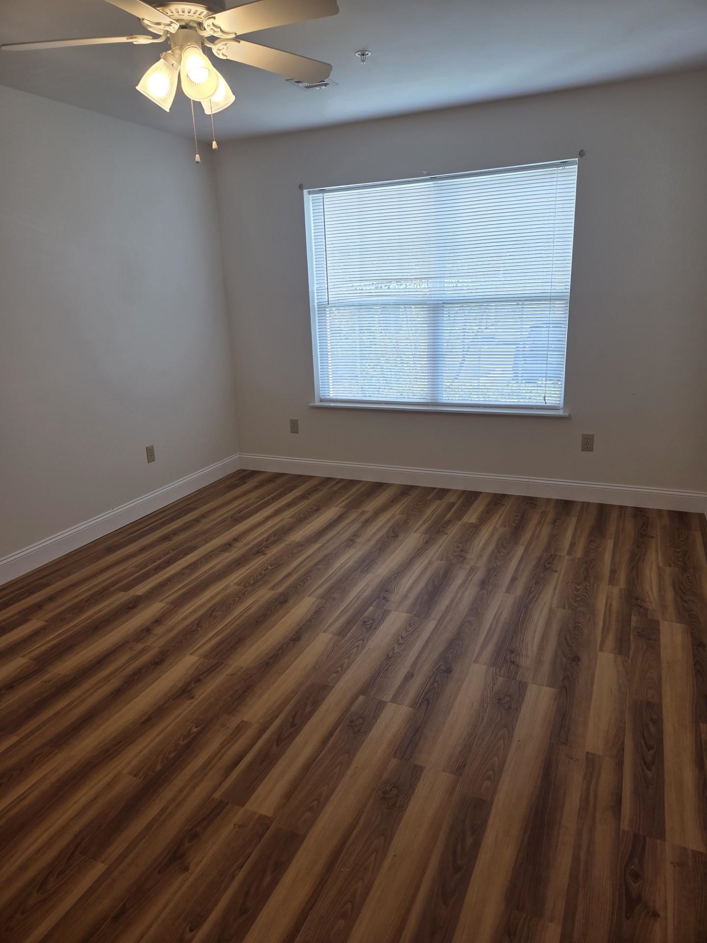 14 Tampa Dr #B, Rochester, NH 03867