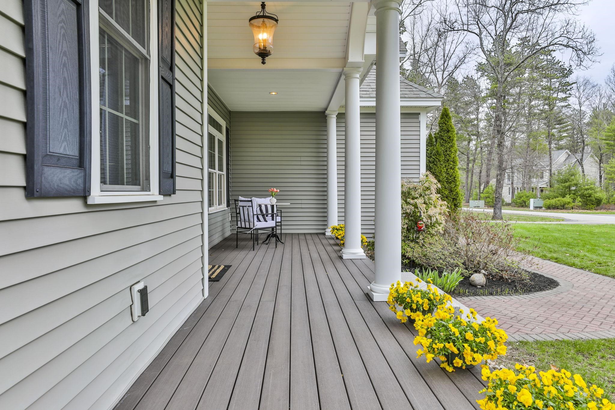 45 Wildwood Dr, Brookline, NH 03033