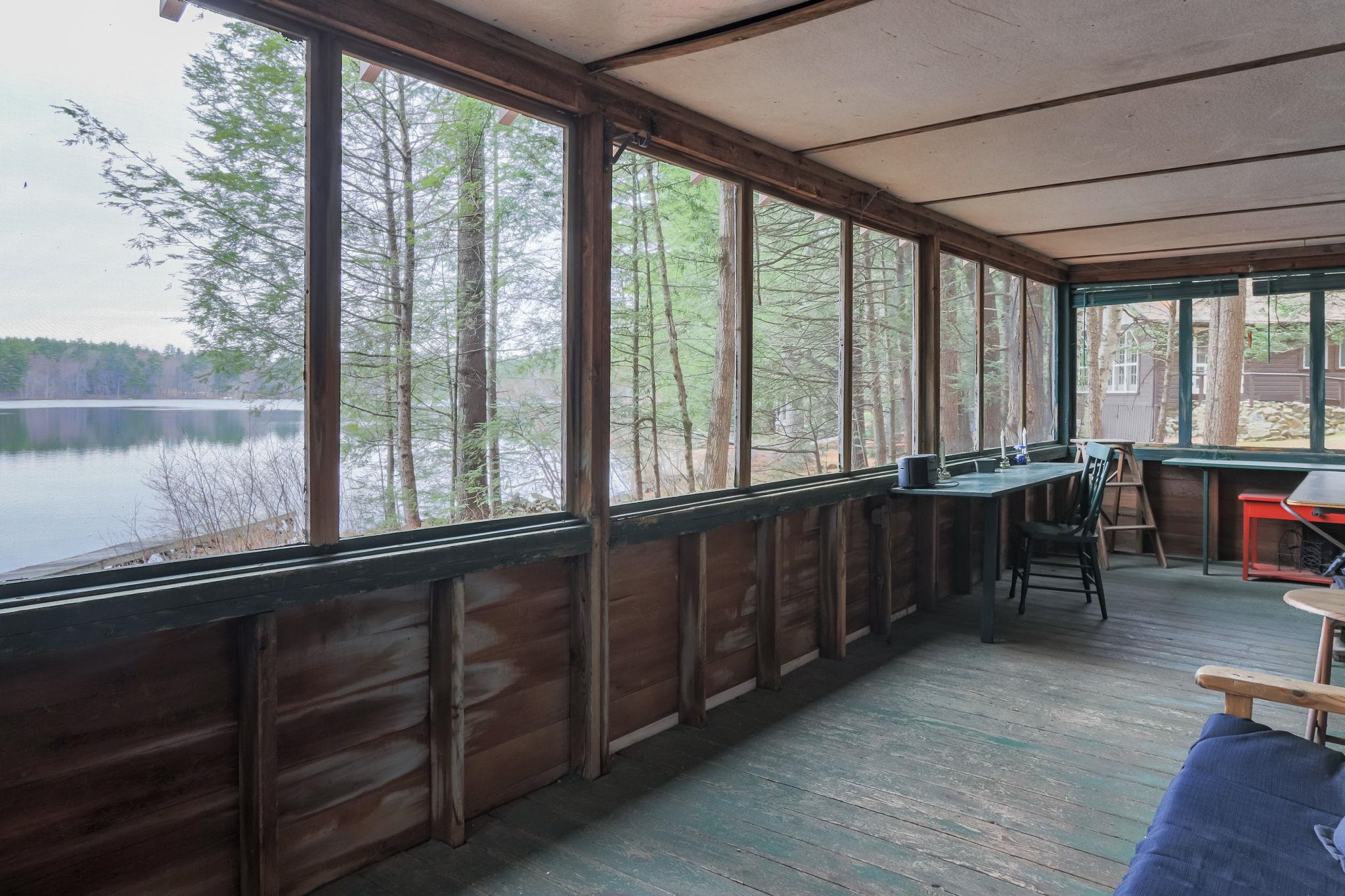 153 Scoby Wood Ln, Francestown, NH 03043