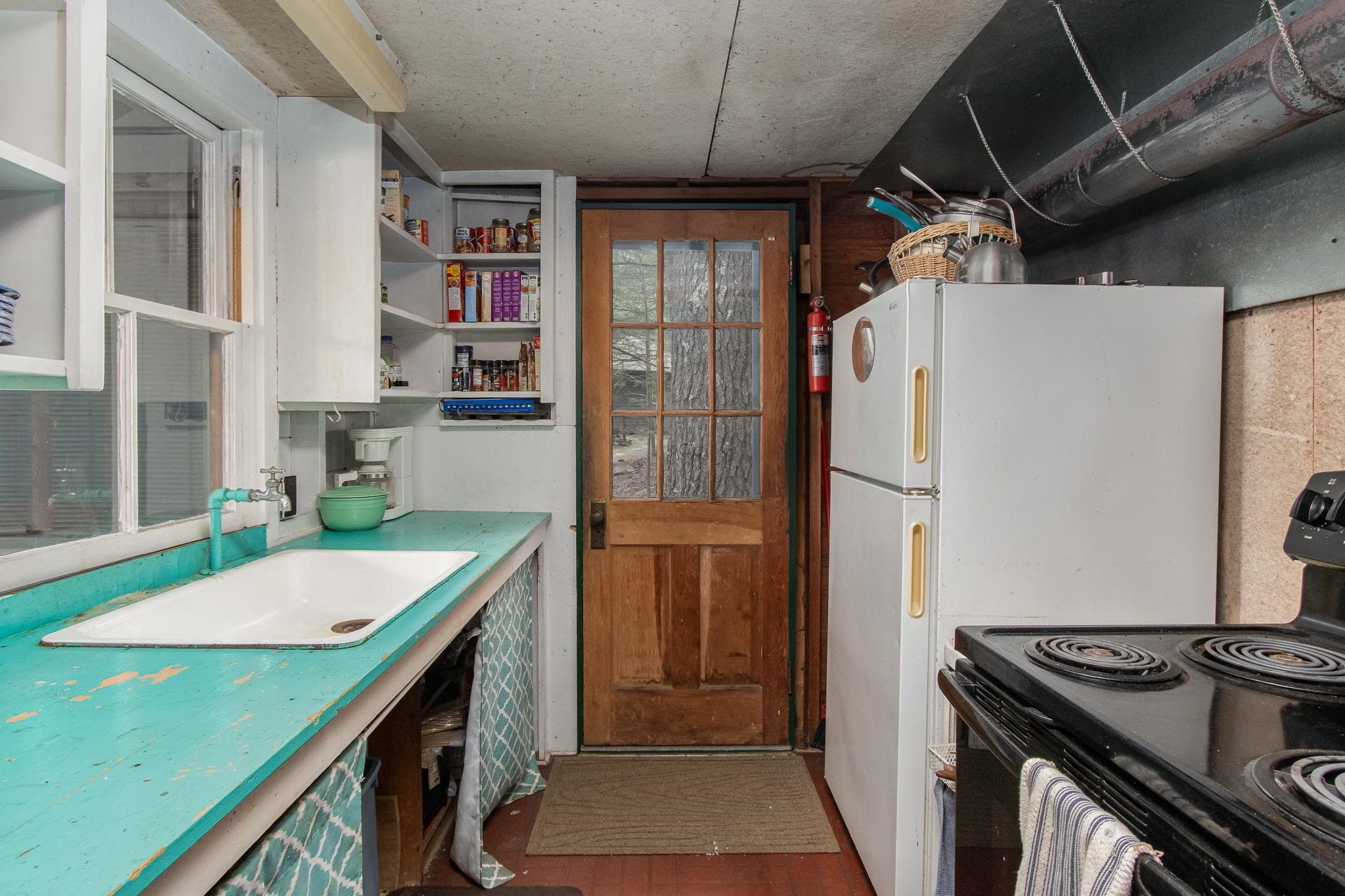 Electric stove & refrigerator