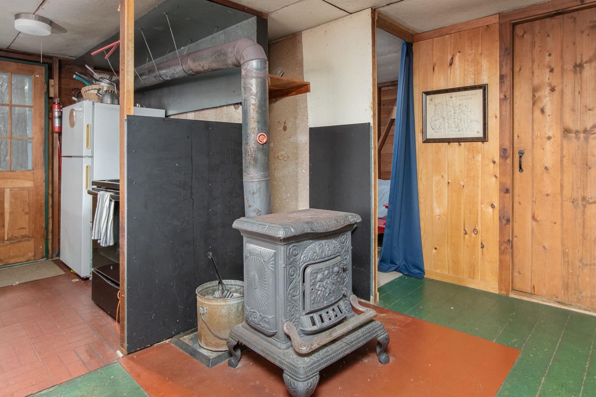 Woodstove for heat