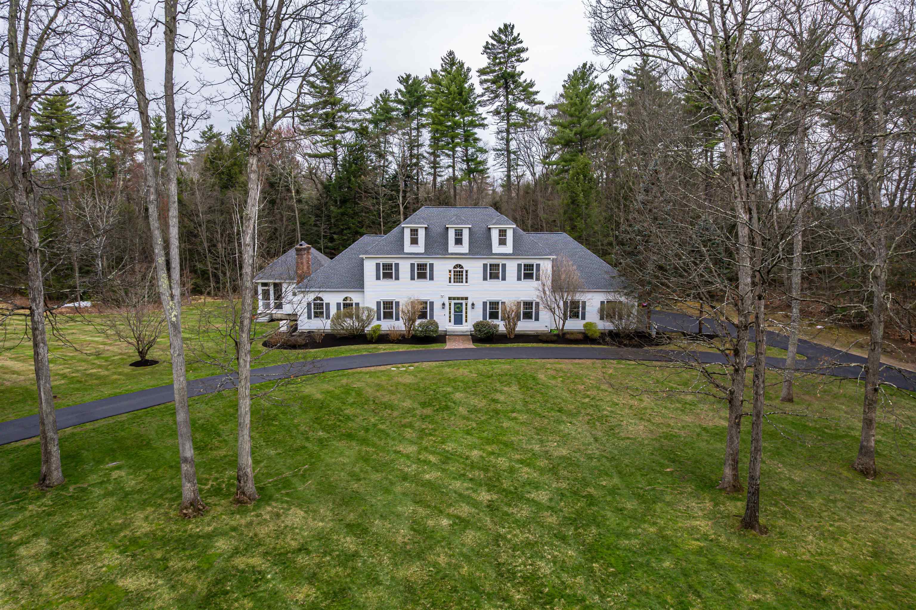15 Heidi Ln, Bow, NH 03304