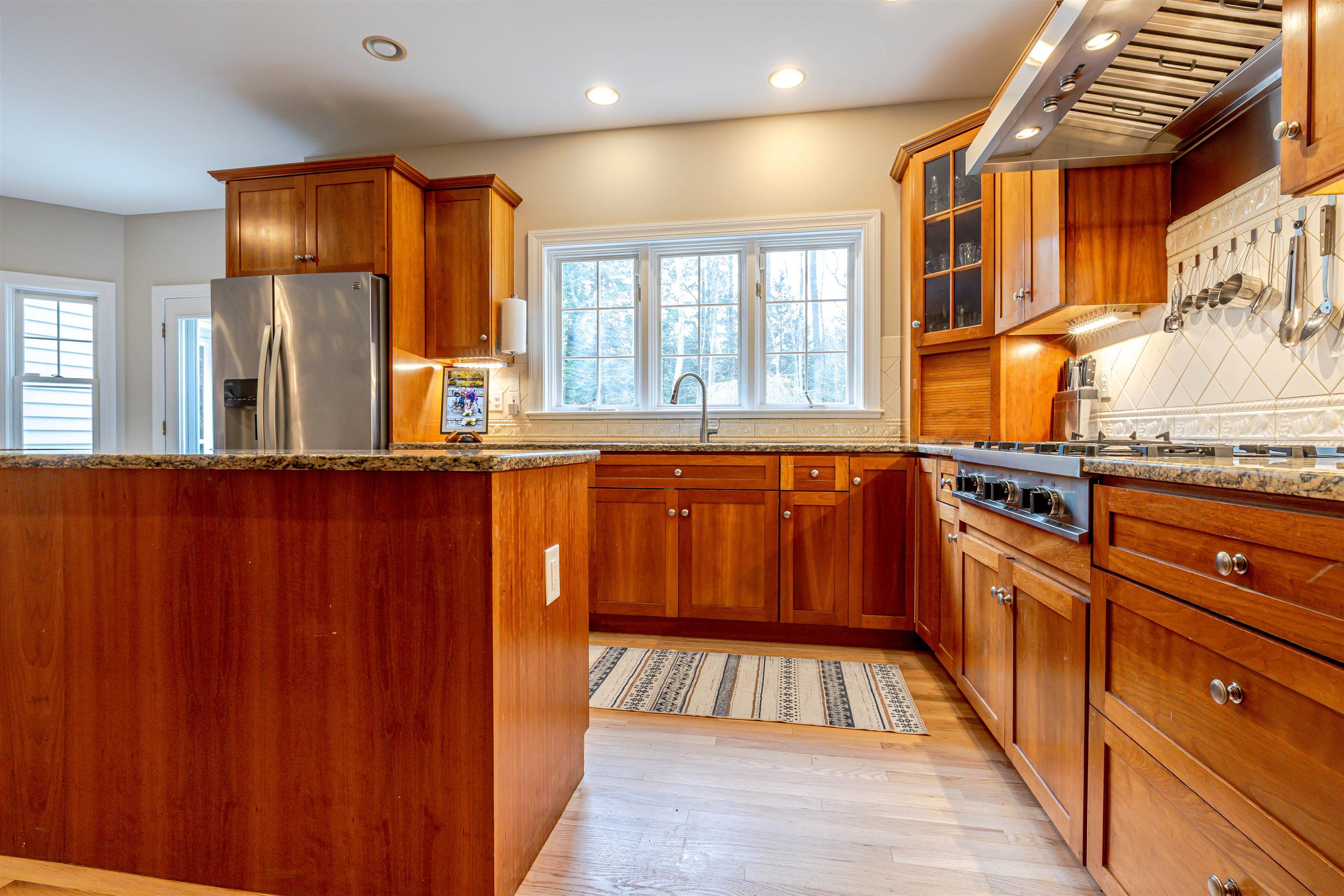 15 Heidi Ln, Bow, NH 03304