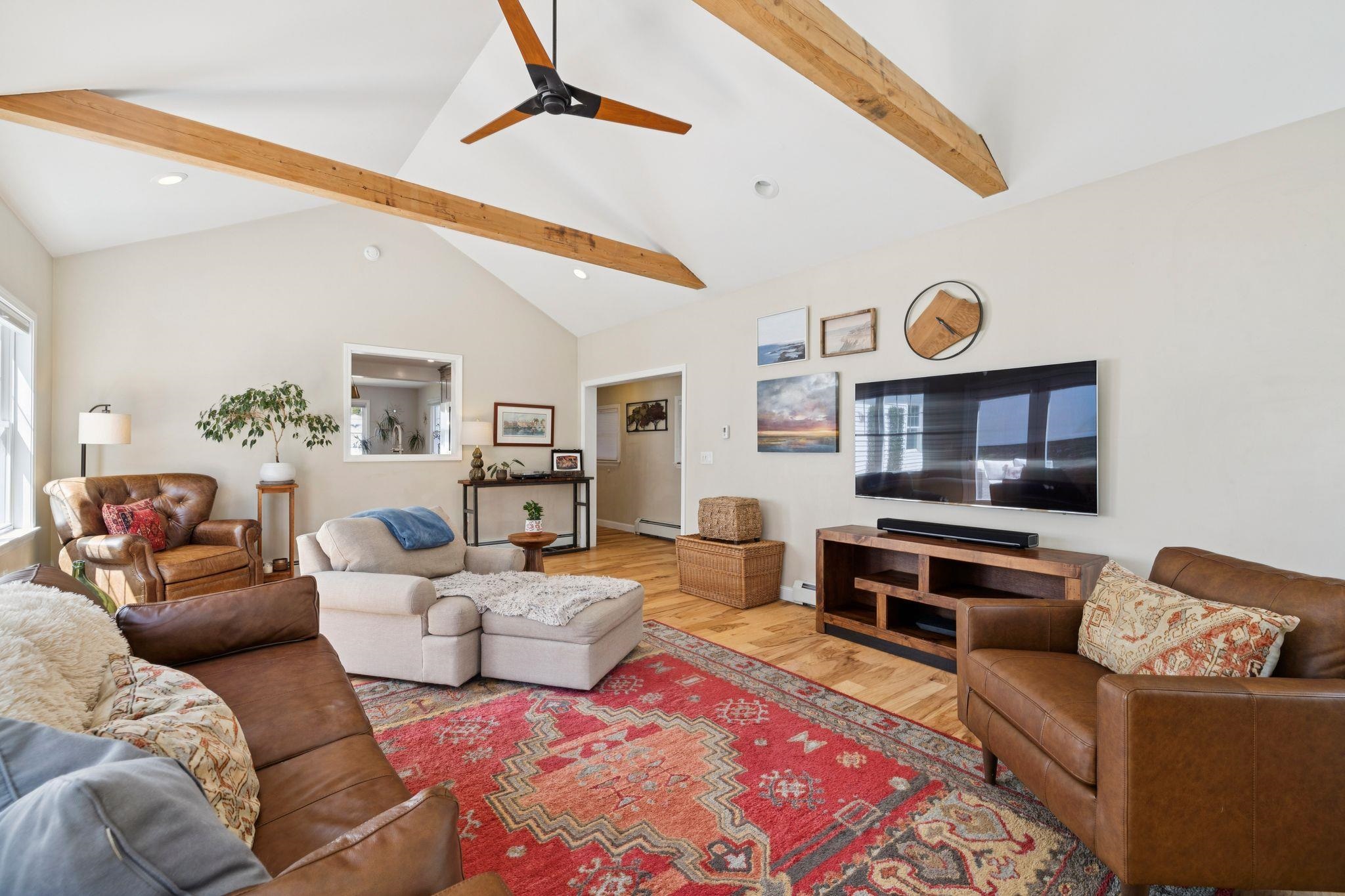 1 Appledore Ave, Exeter, NH 03833