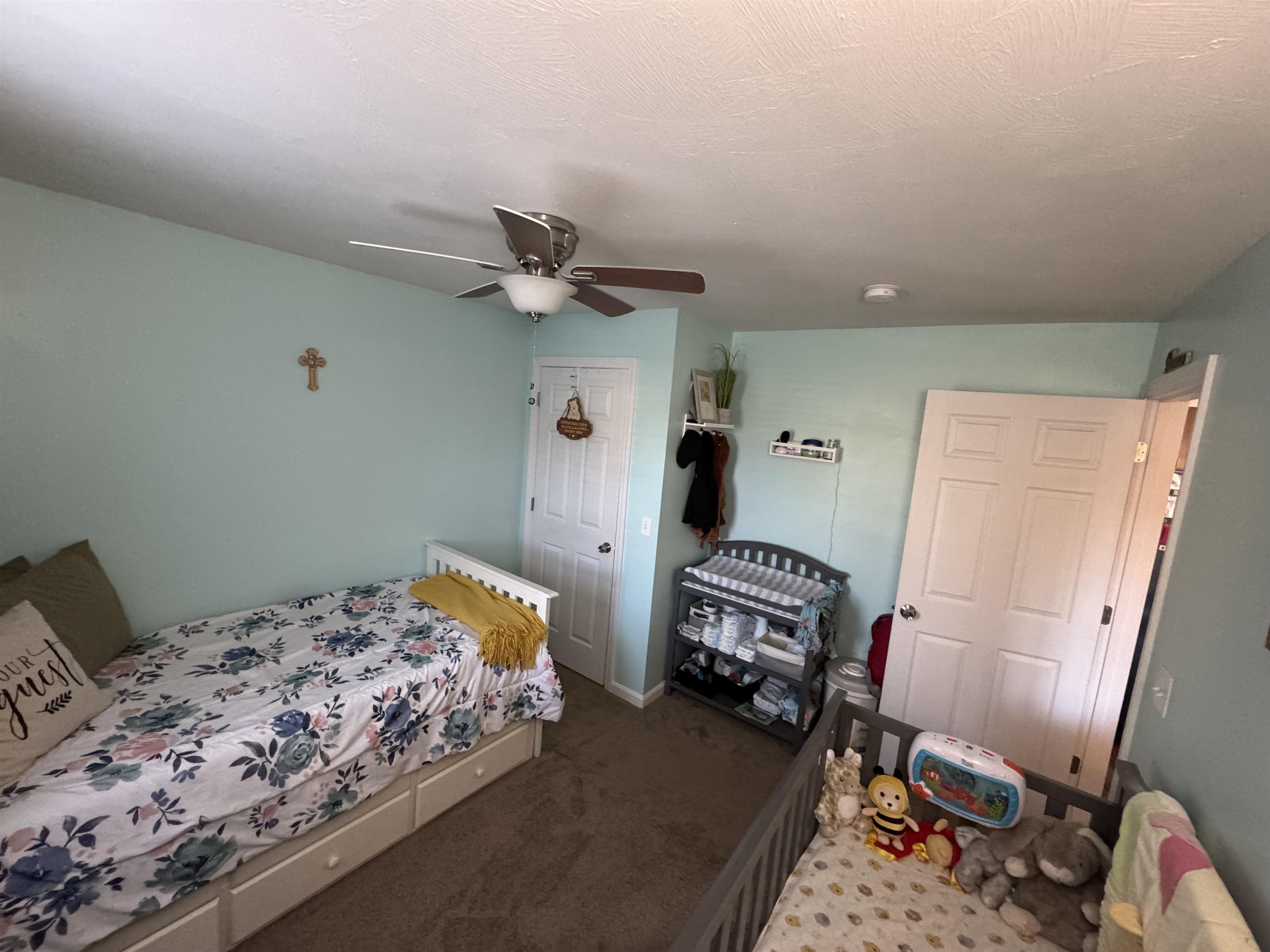 Photo 15 of 18