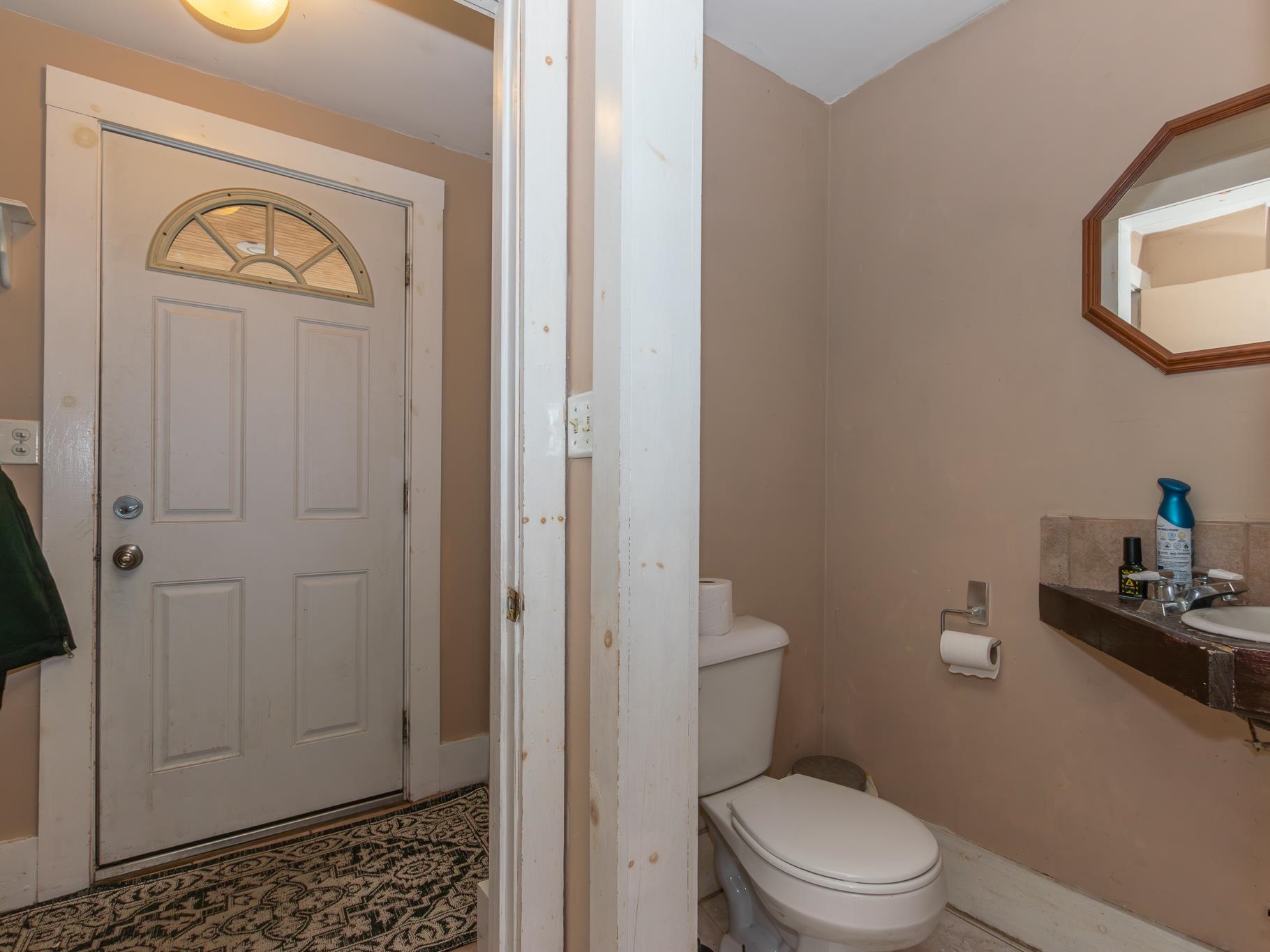 59 South St, Keene, NH 03431