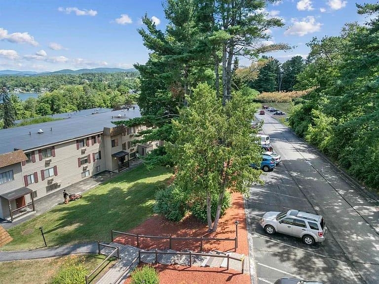 160 Treetop Cir, Laconia, NH 03246