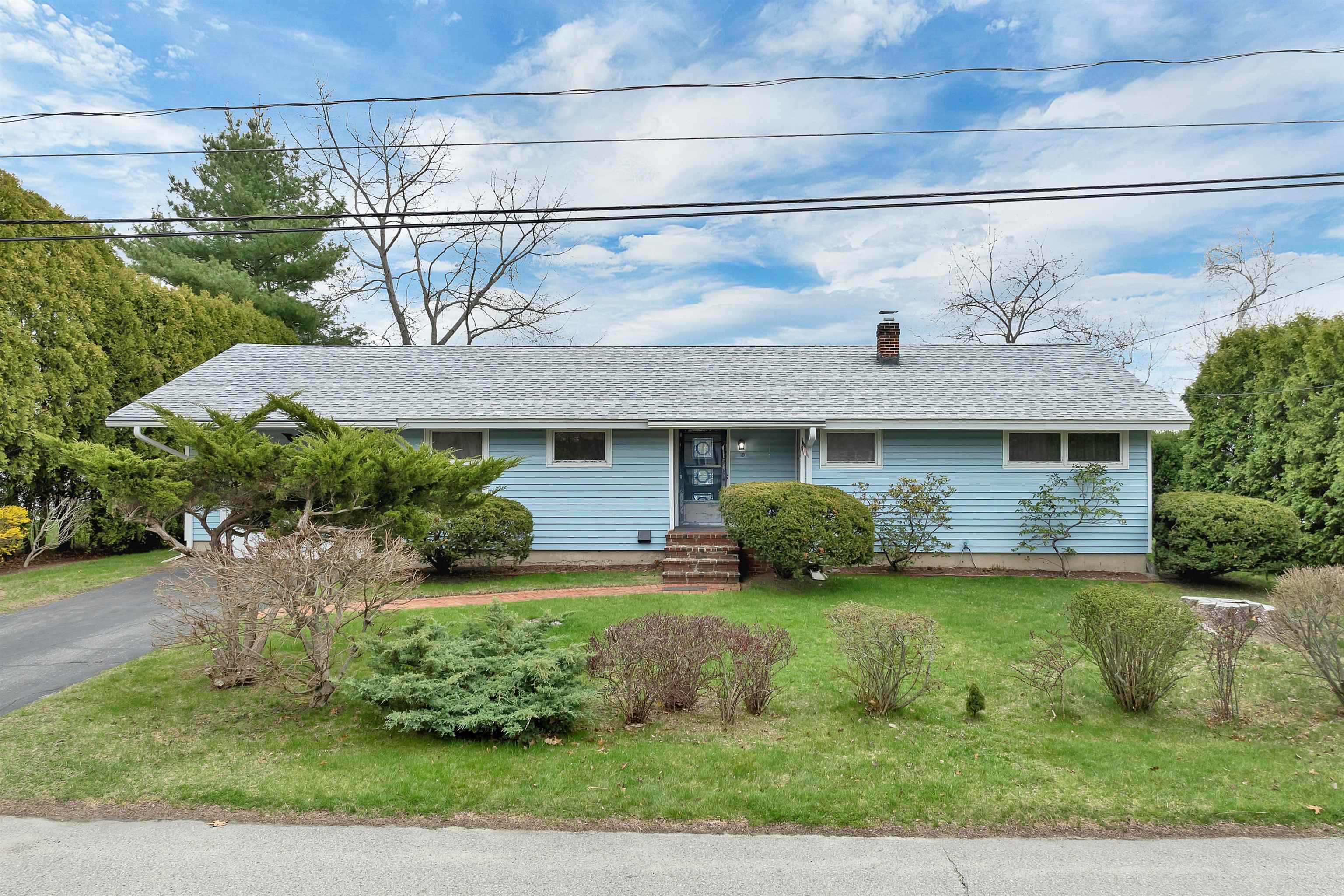 19 Cote Dr, Dover, NH 03820