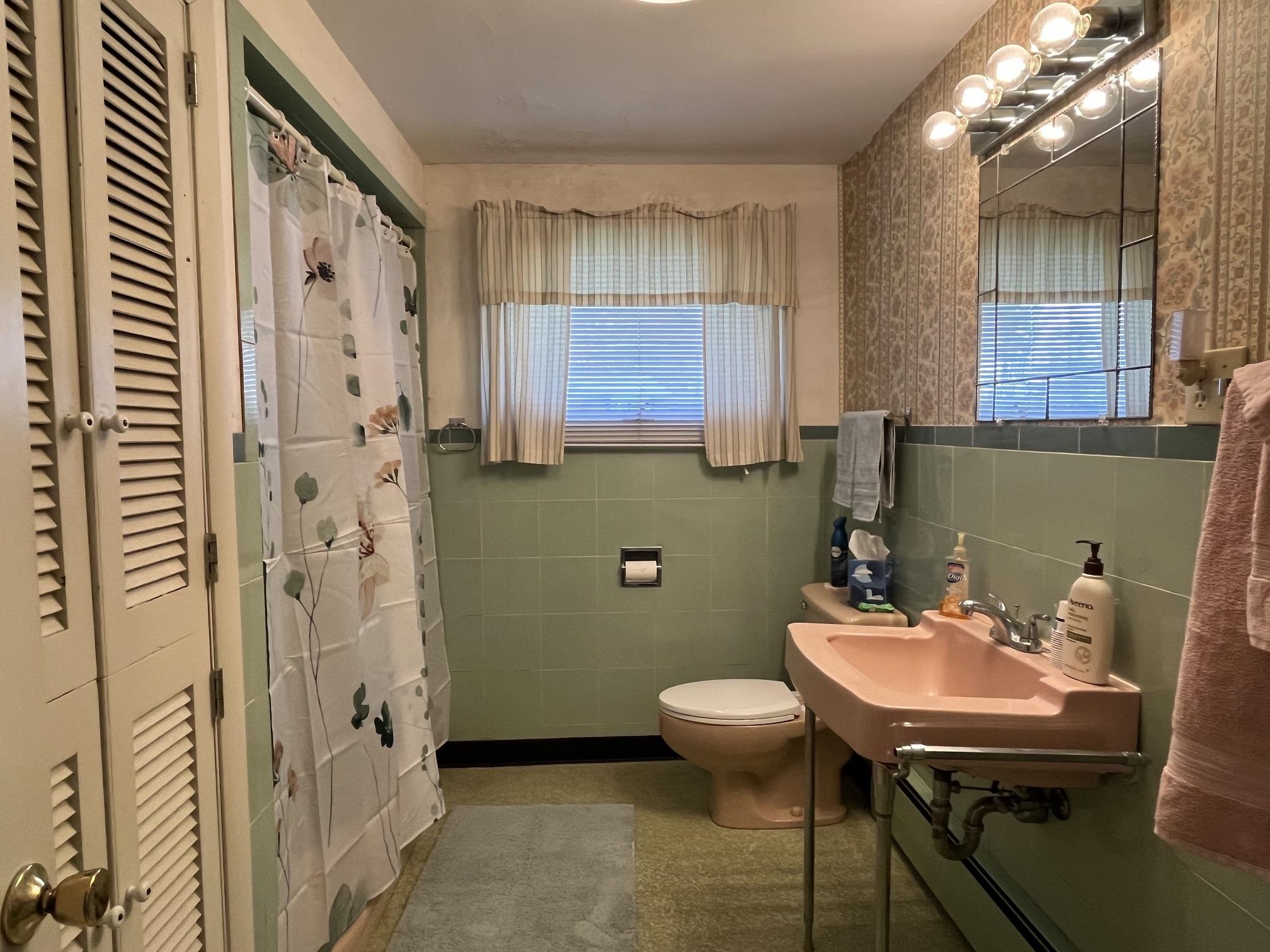 19 Cote Dr, Dover, NH 03820