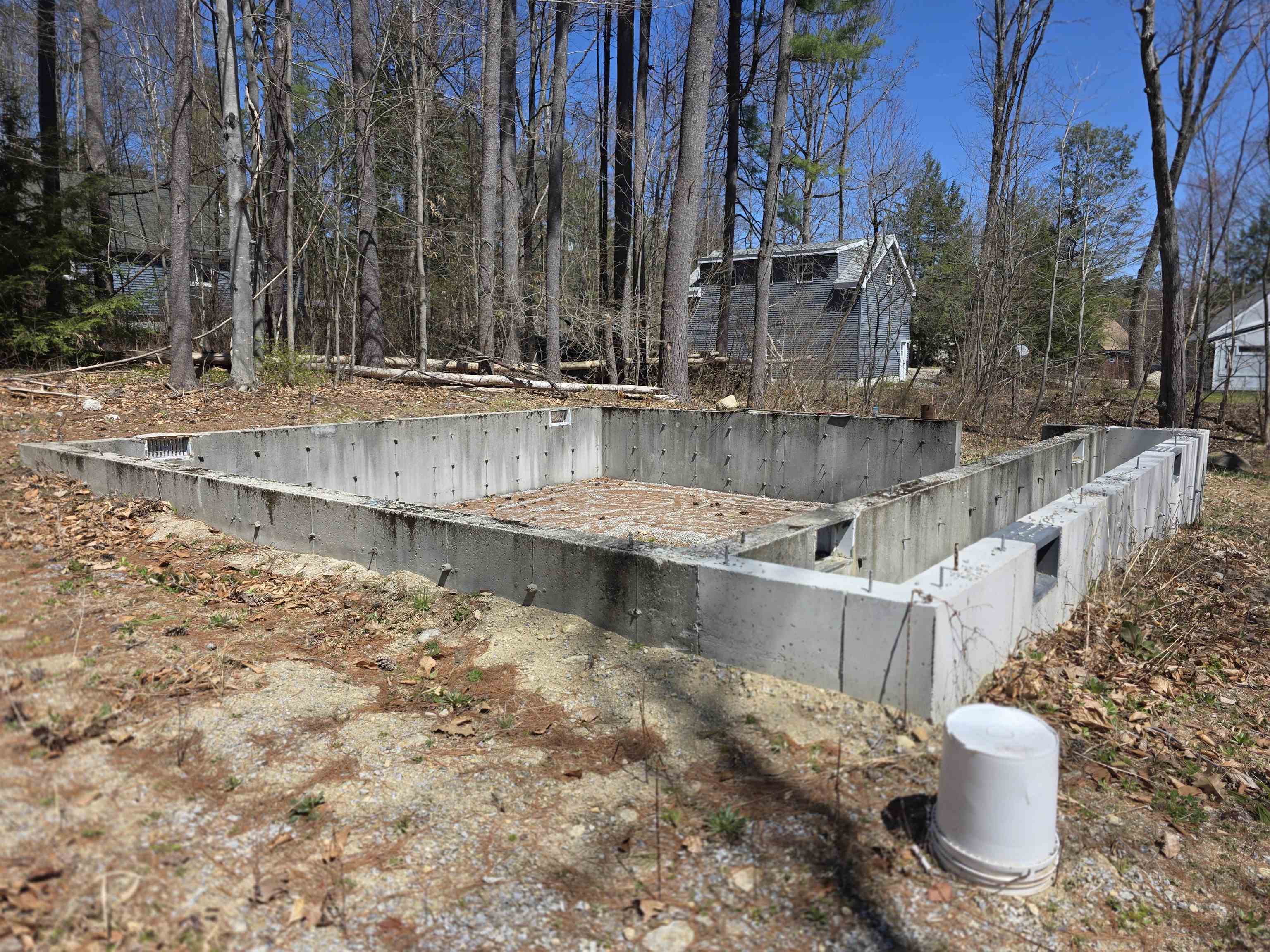 5 Rabbit Pa, Hillsborough, NH 03244